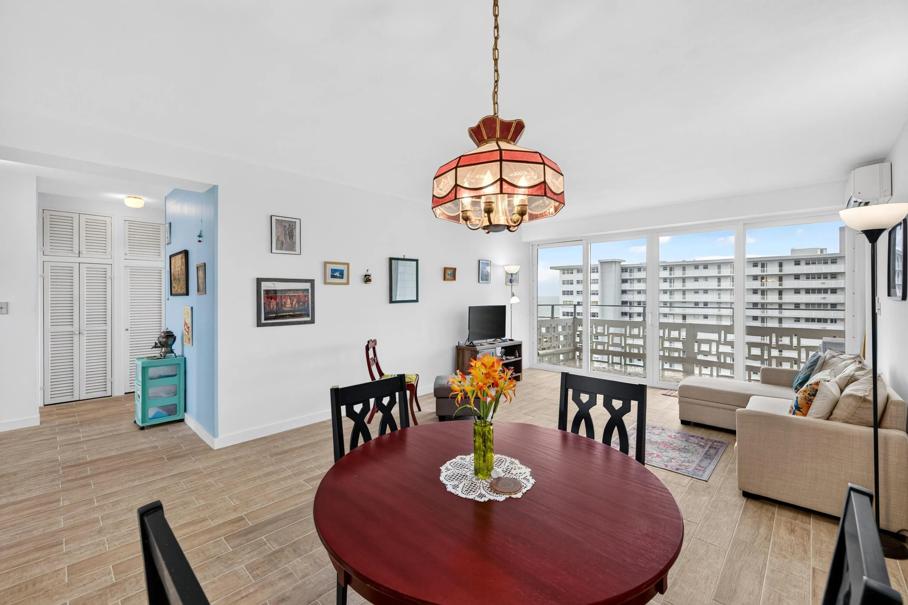 1900 S OCEAN Drive #1503