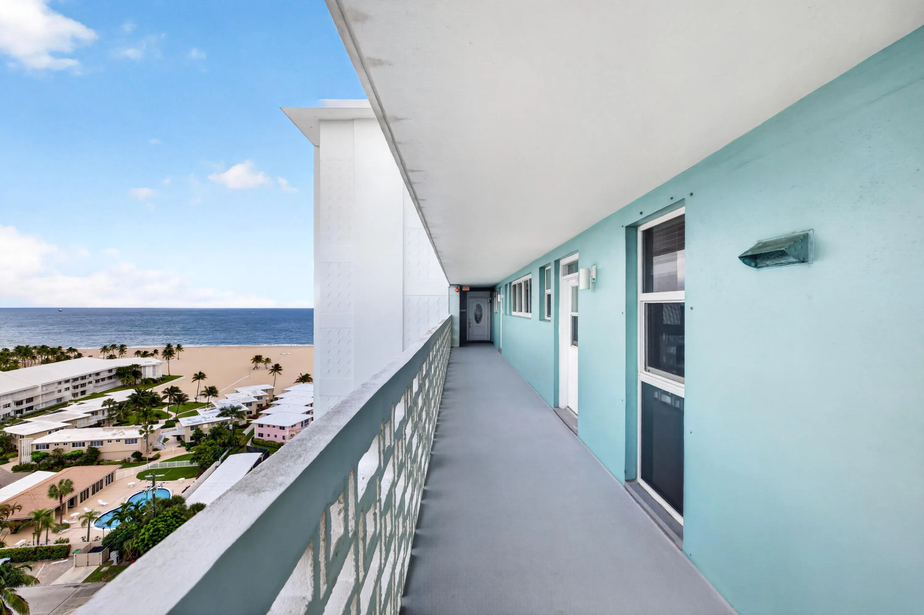 1900 S OCEAN Drive #1503