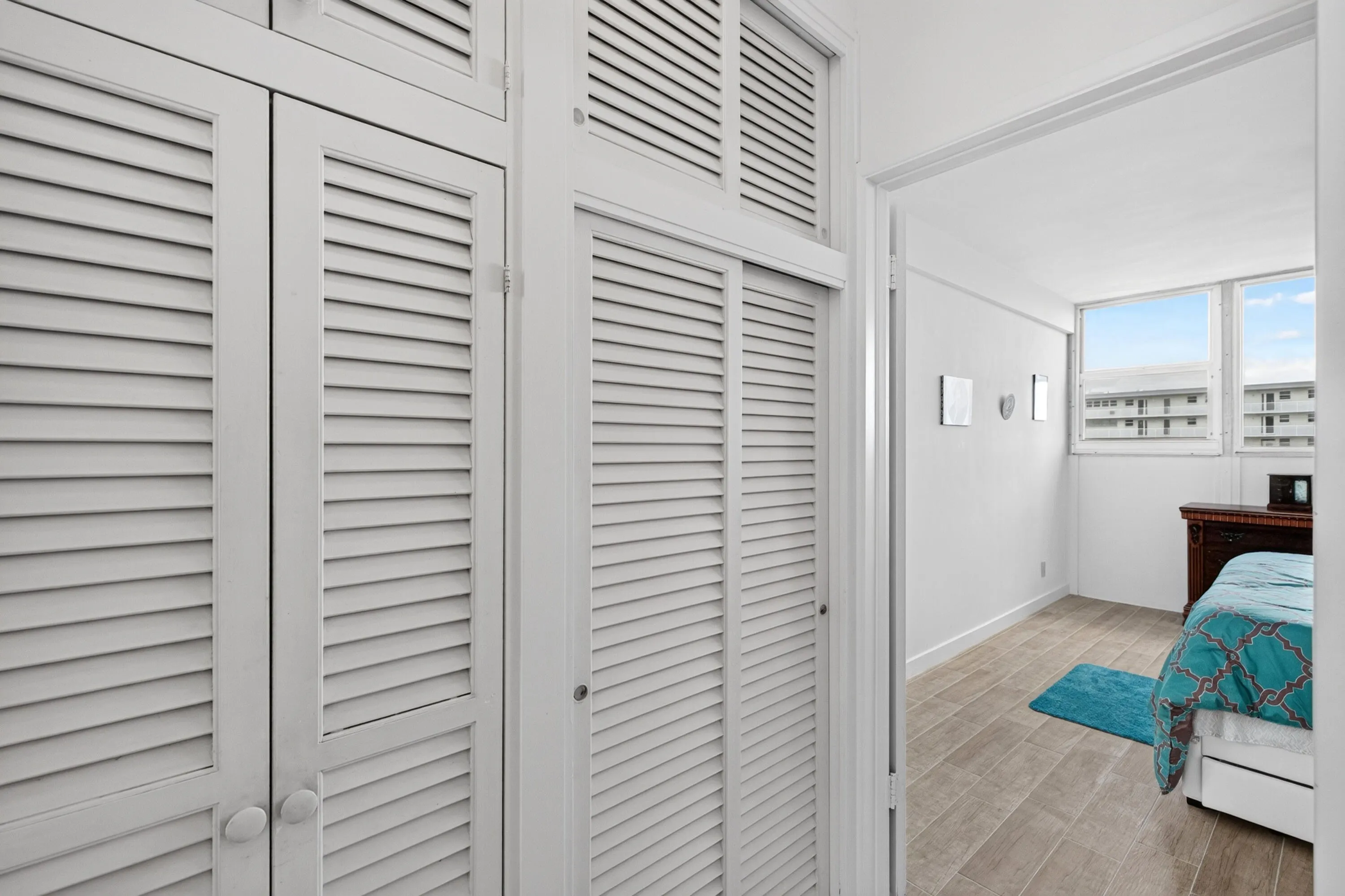 1900 S OCEAN Drive #1503