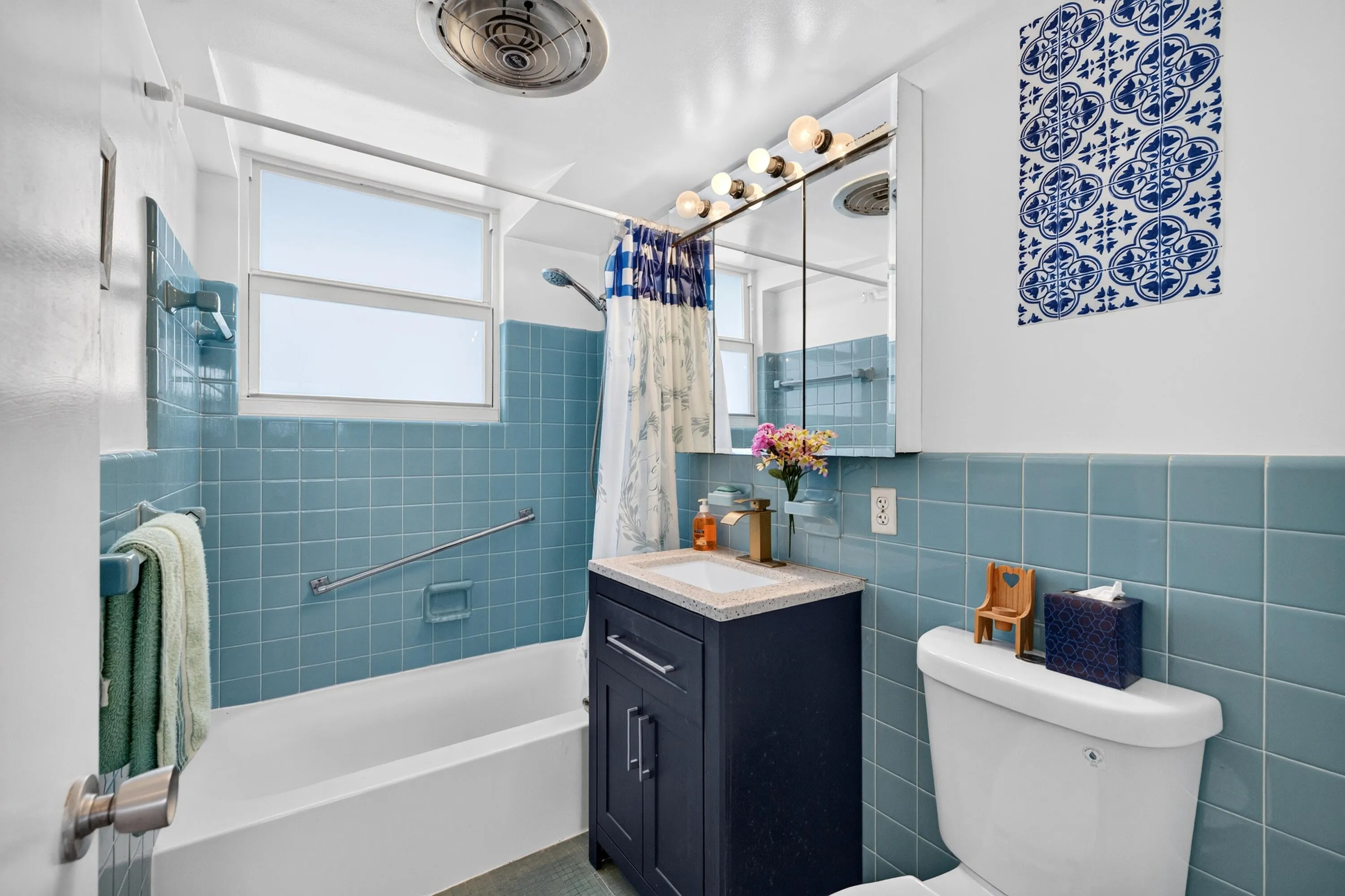 1900 S OCEAN Drive #1503