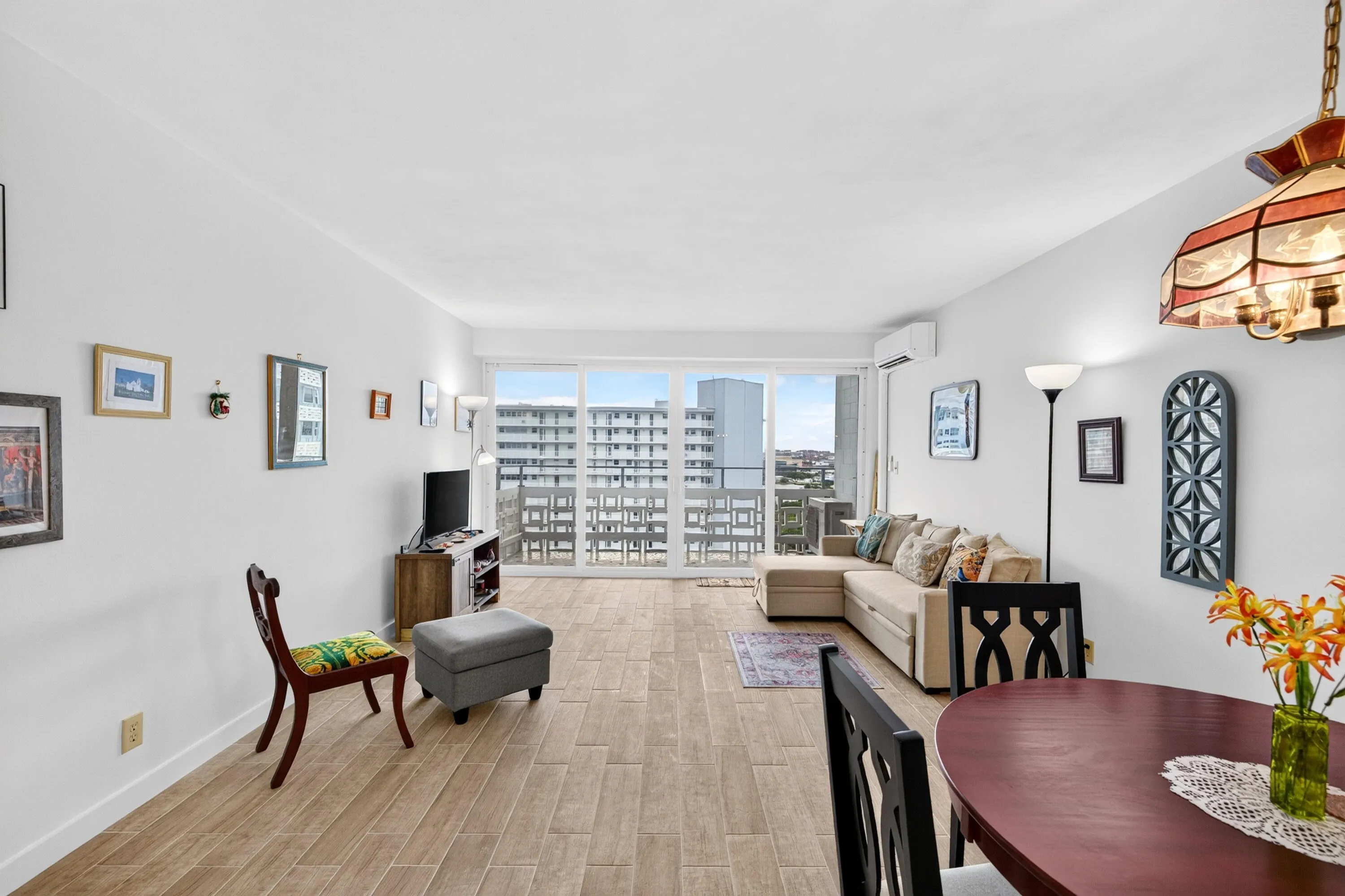 1900 S OCEAN Drive #1503