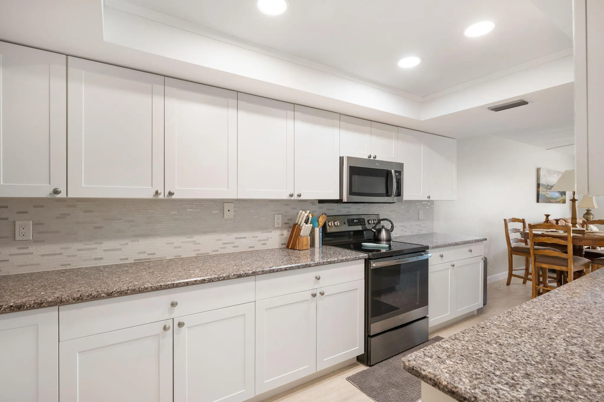1166 6TH Avenue #B5