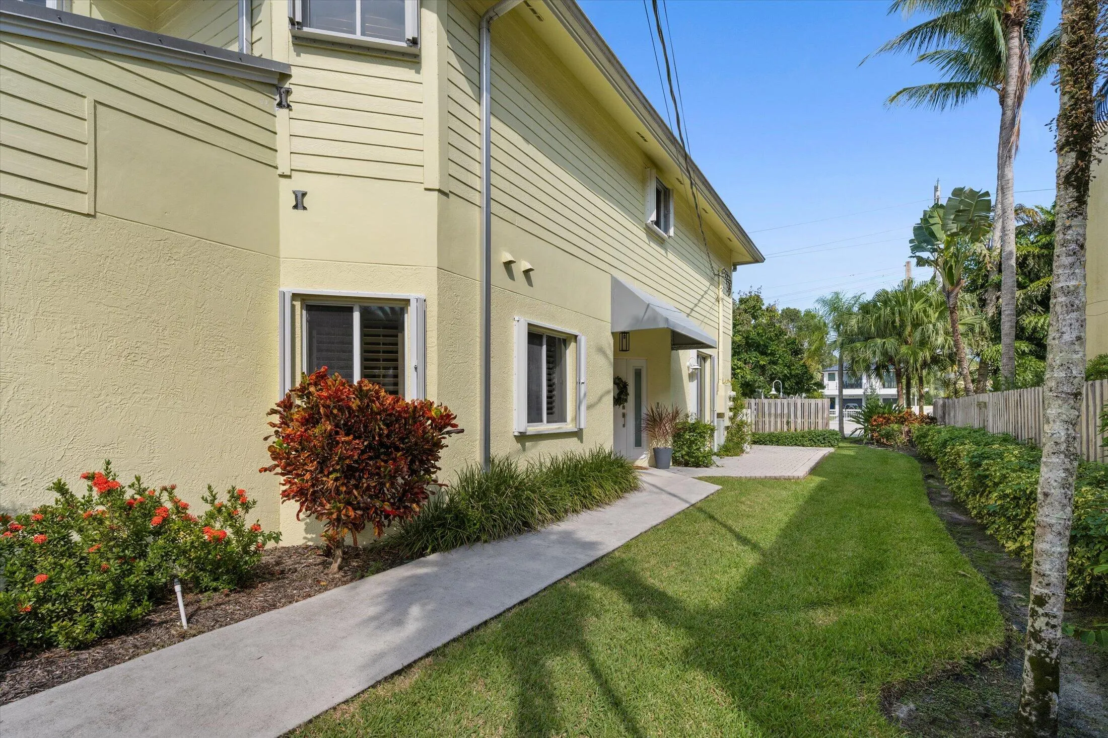 604 SW 8TH Avenue