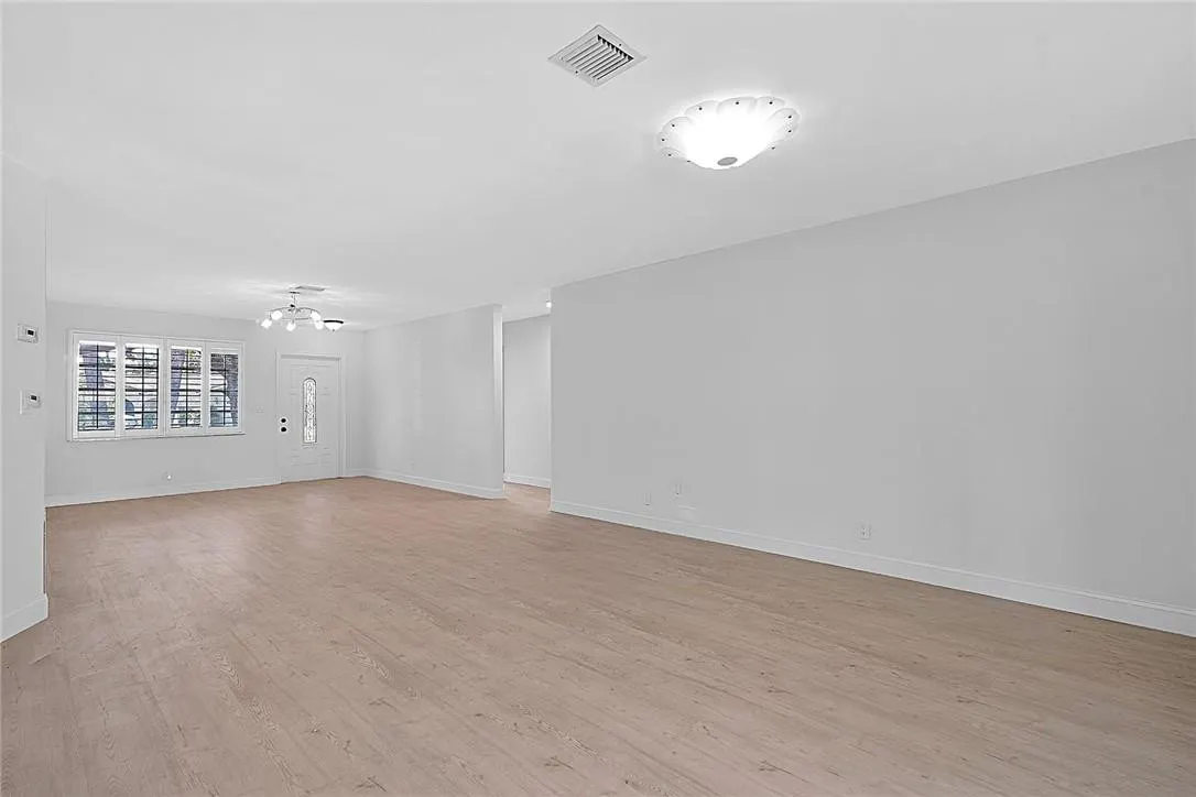 807 NW 7TH Street