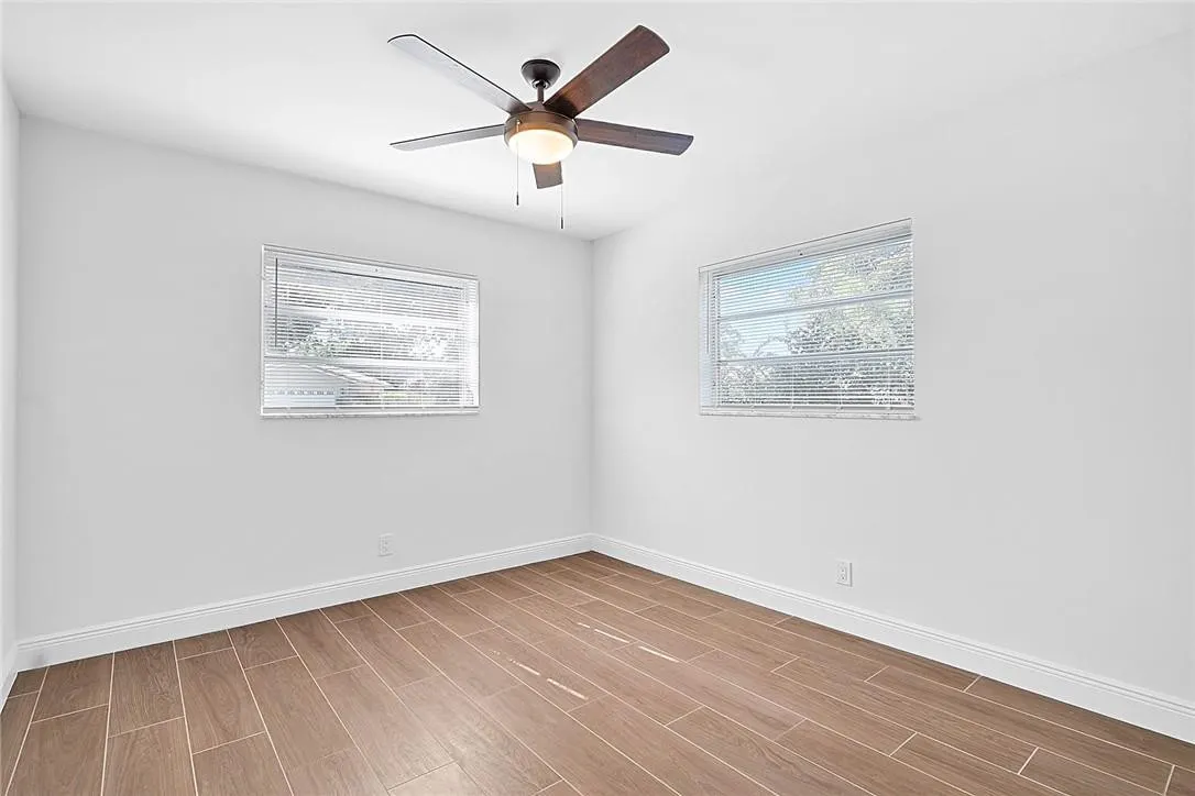807 NW 7TH Street