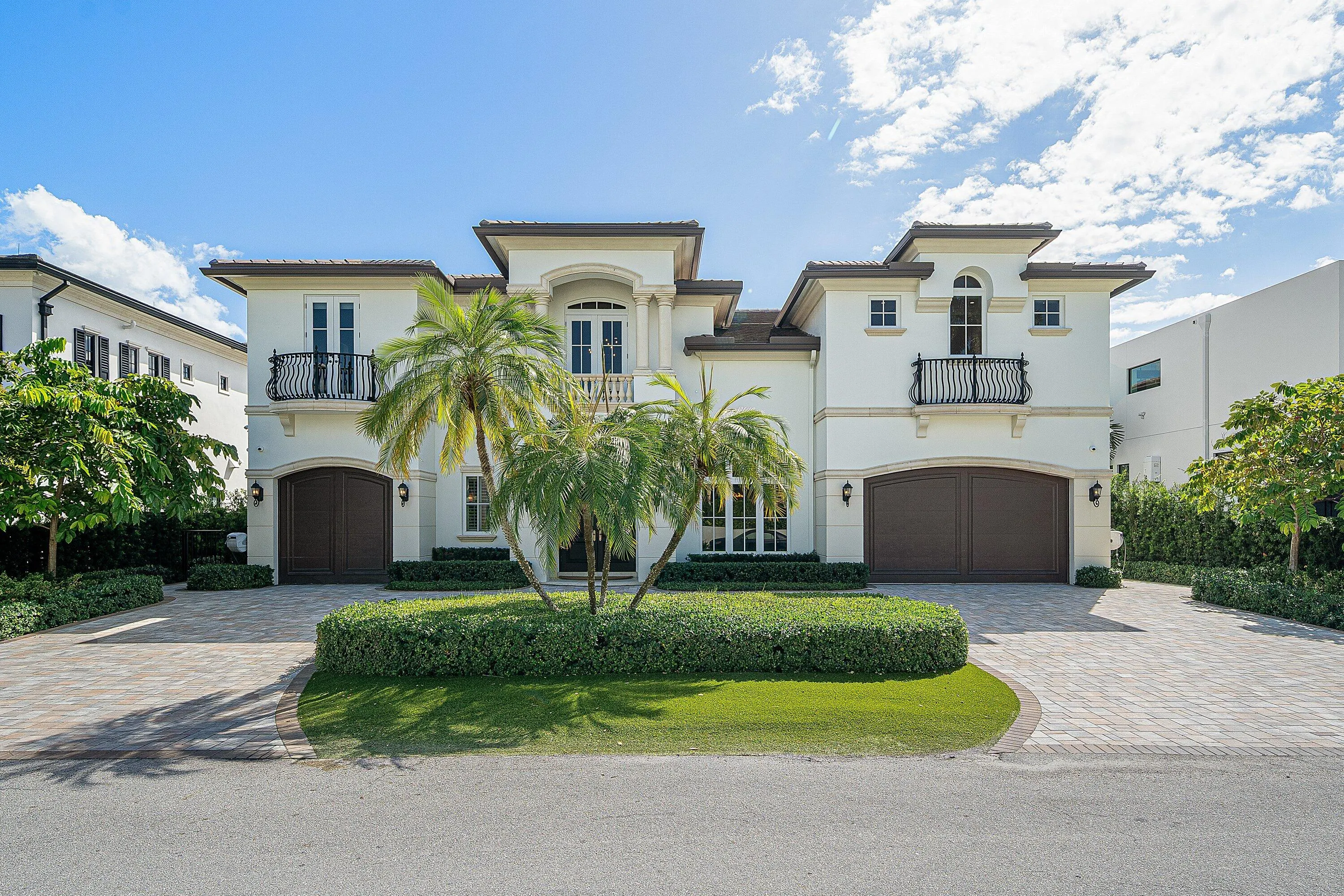 540 GOLDEN HARBOUR Drive