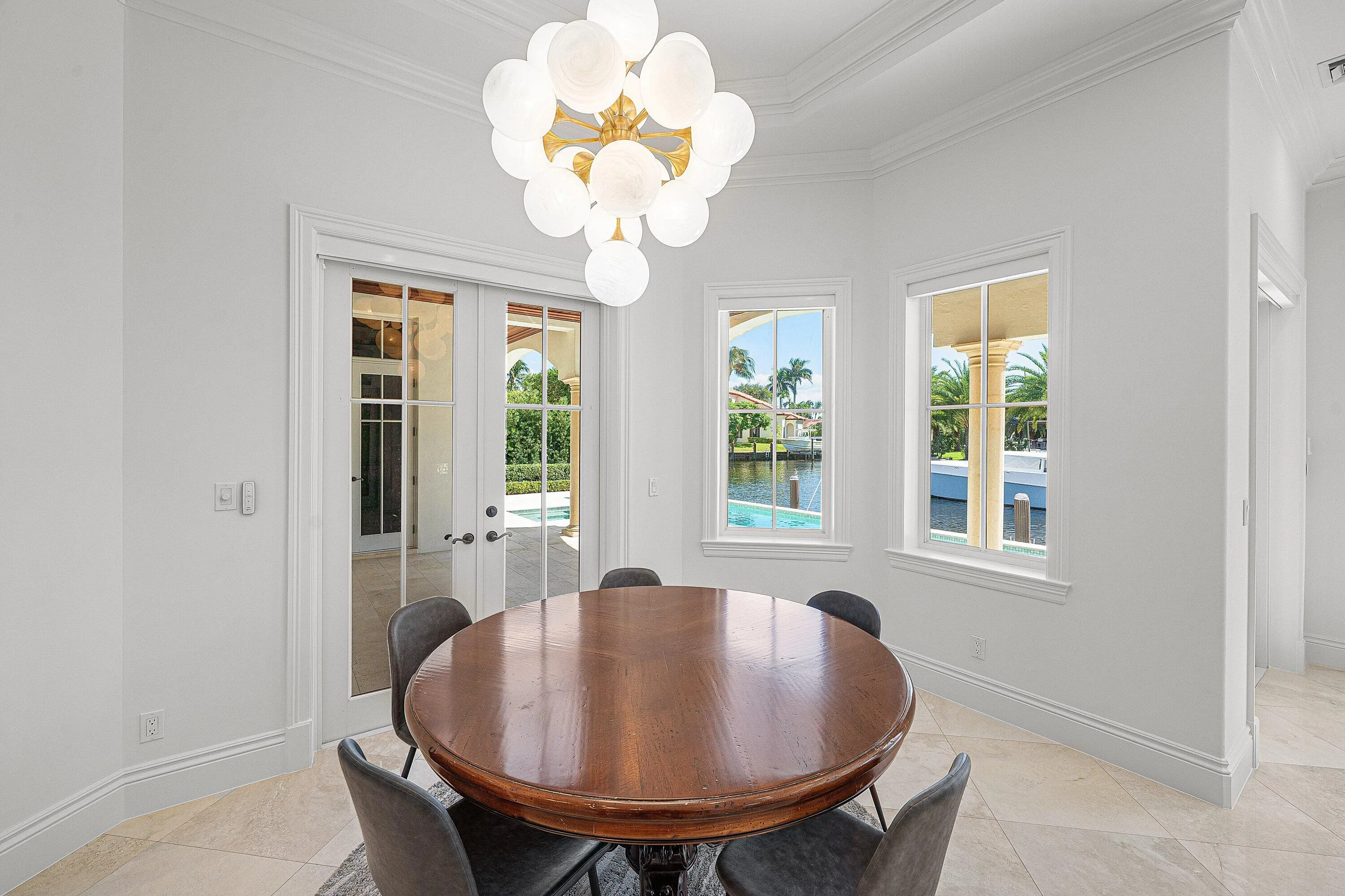 540 GOLDEN HARBOUR Drive
