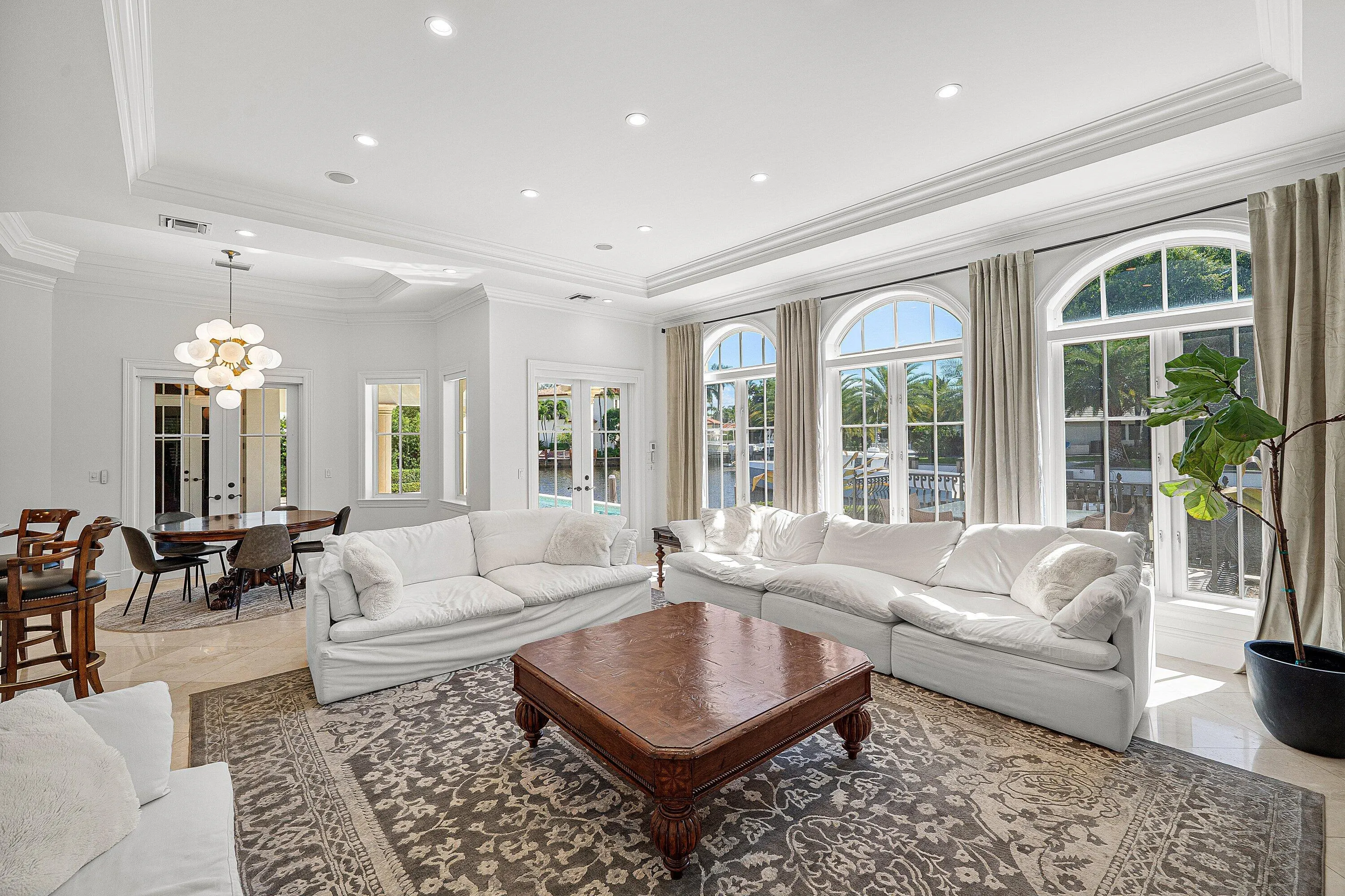 540 GOLDEN HARBOUR Drive