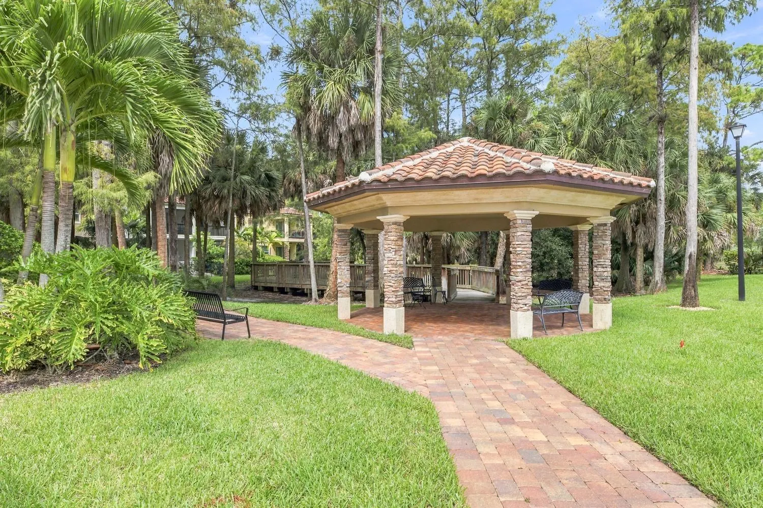 15844 BINKS POINTE Terrace