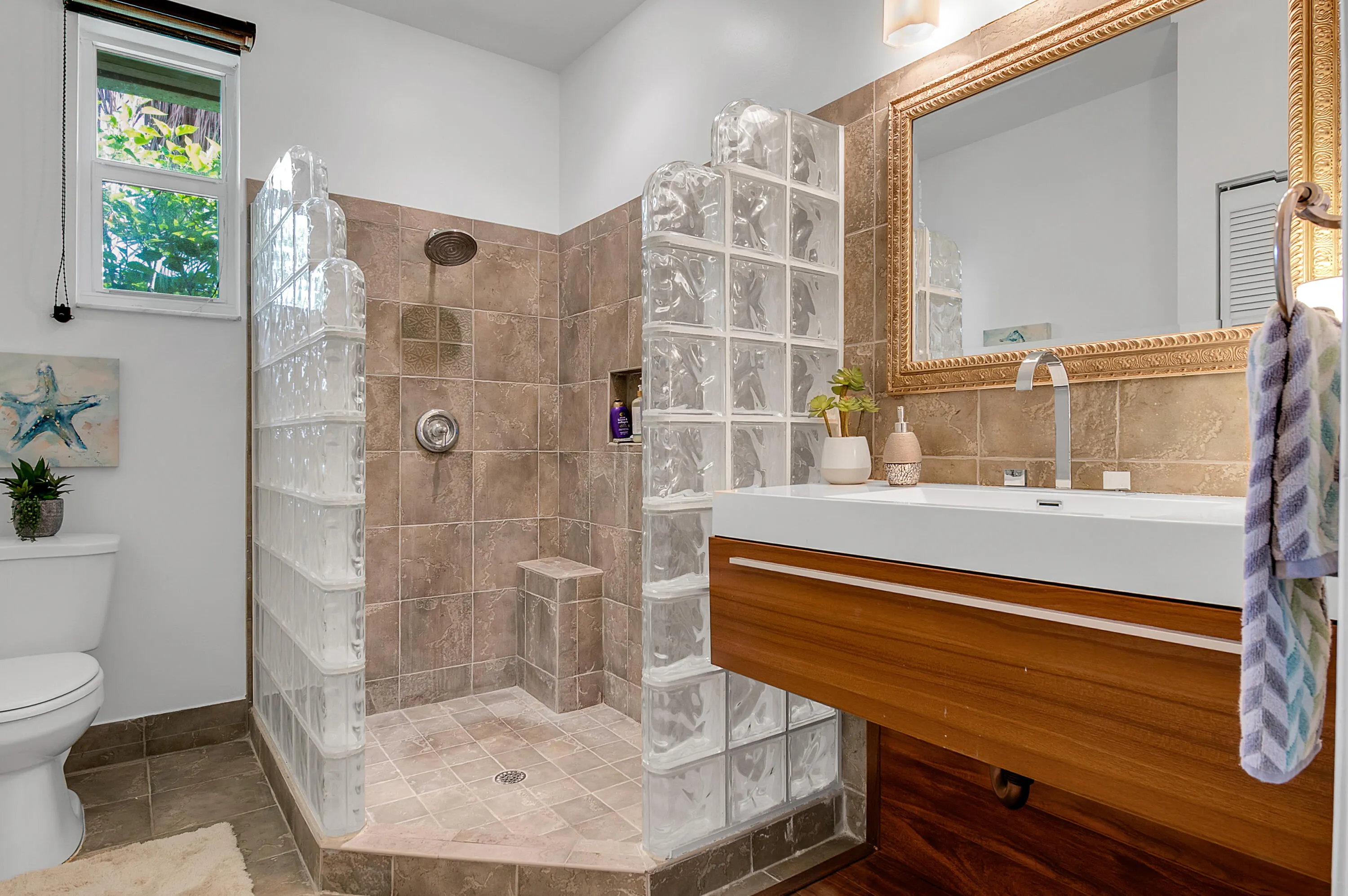 7520 Rockbridge Circle