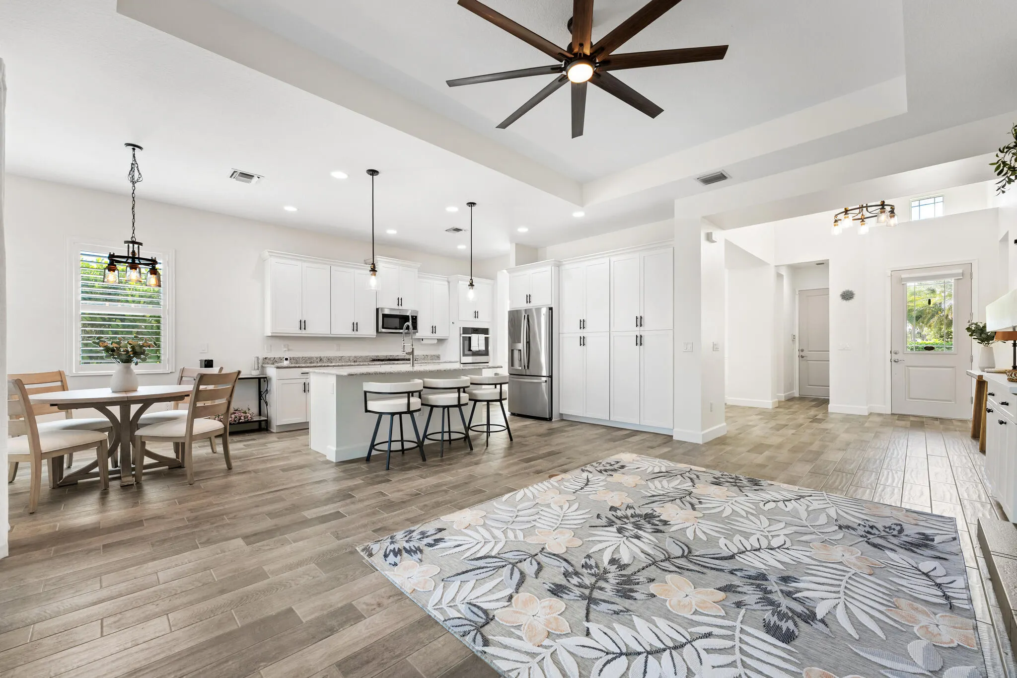 15199 Goldfinch Circle