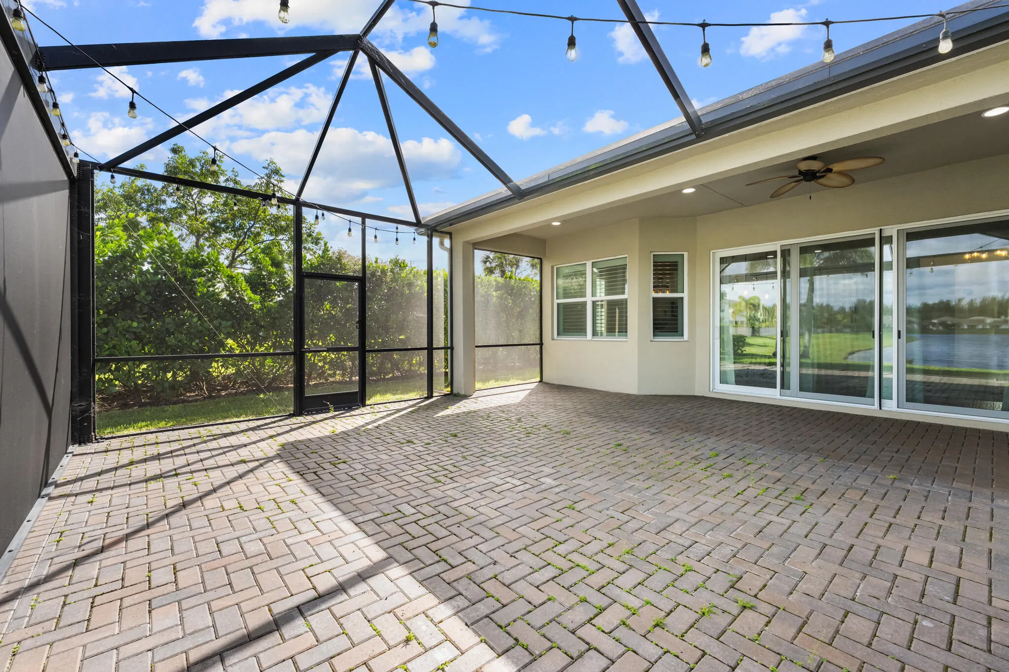 15199 Goldfinch Circle