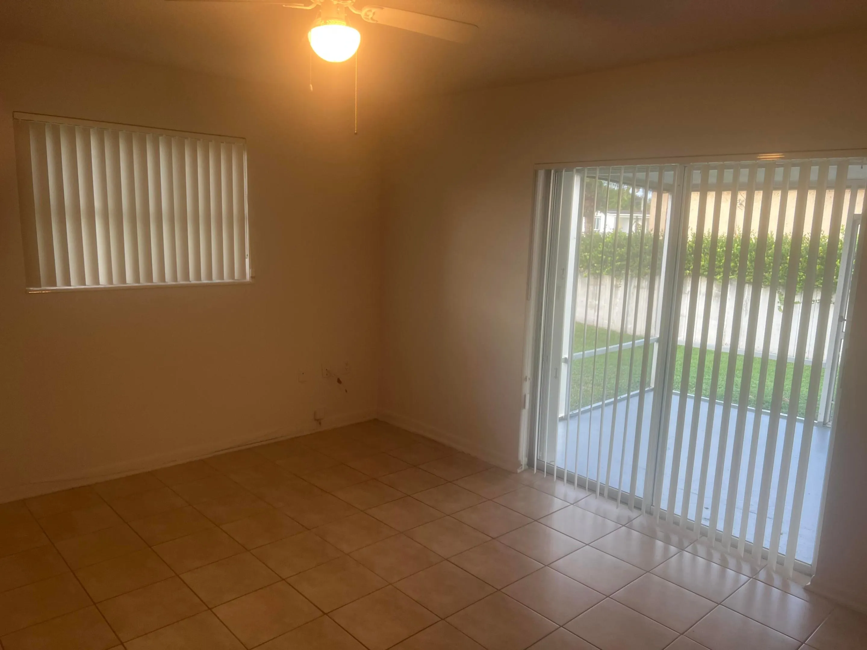 1820 SW 96th Terrace
