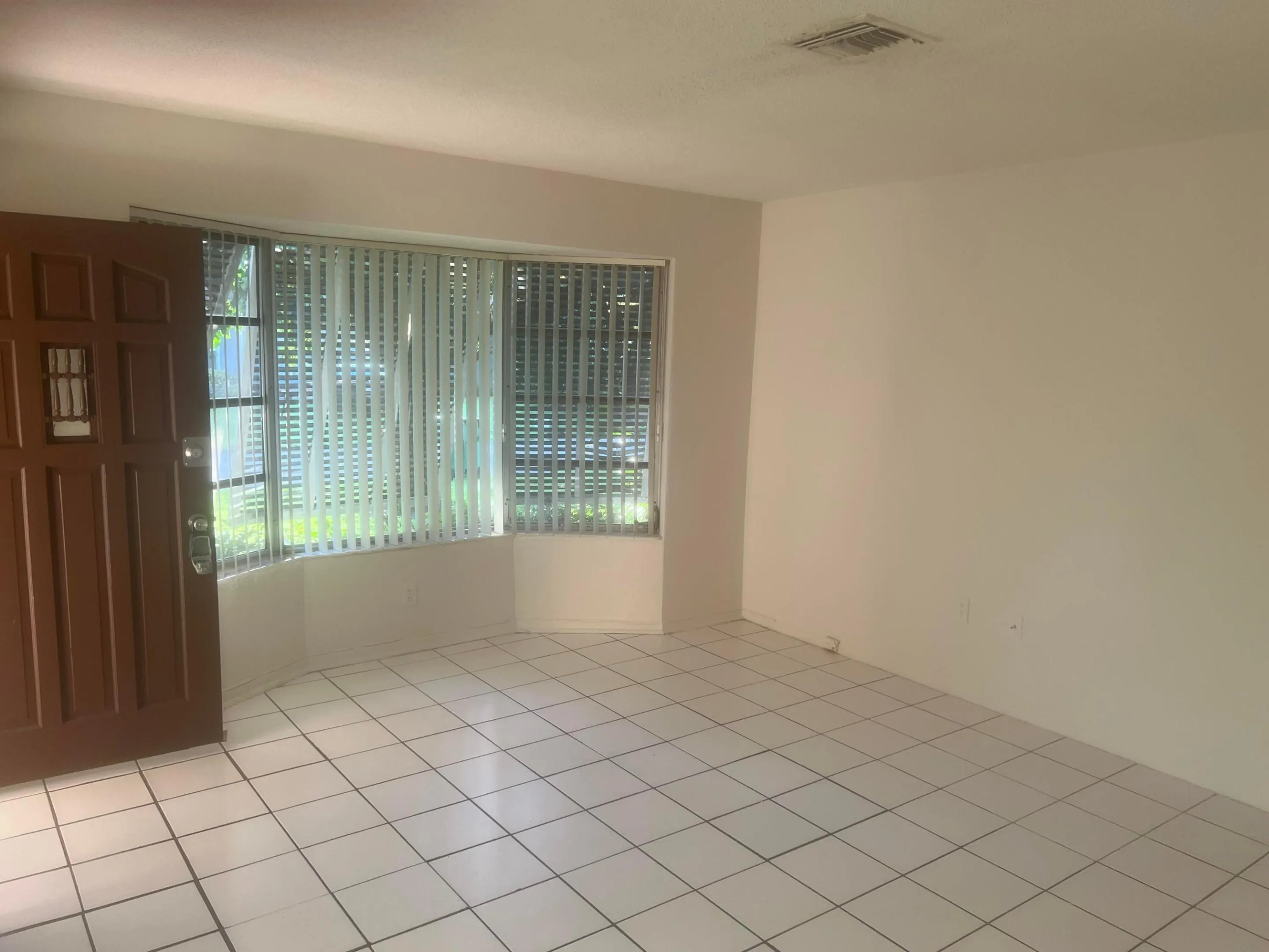 1820 SW 96th Terrace