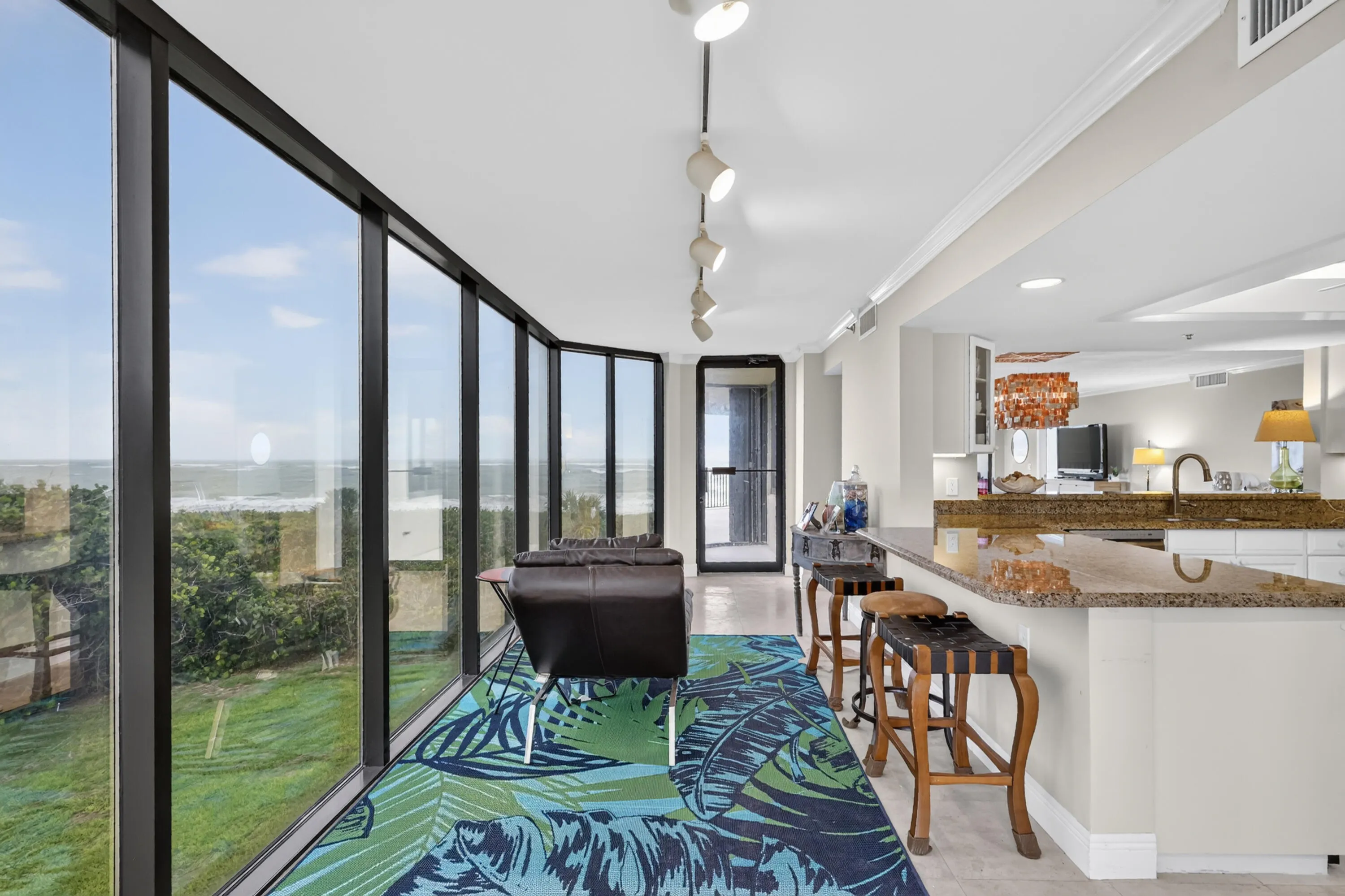 4000 N HIGHWAY A1A #301