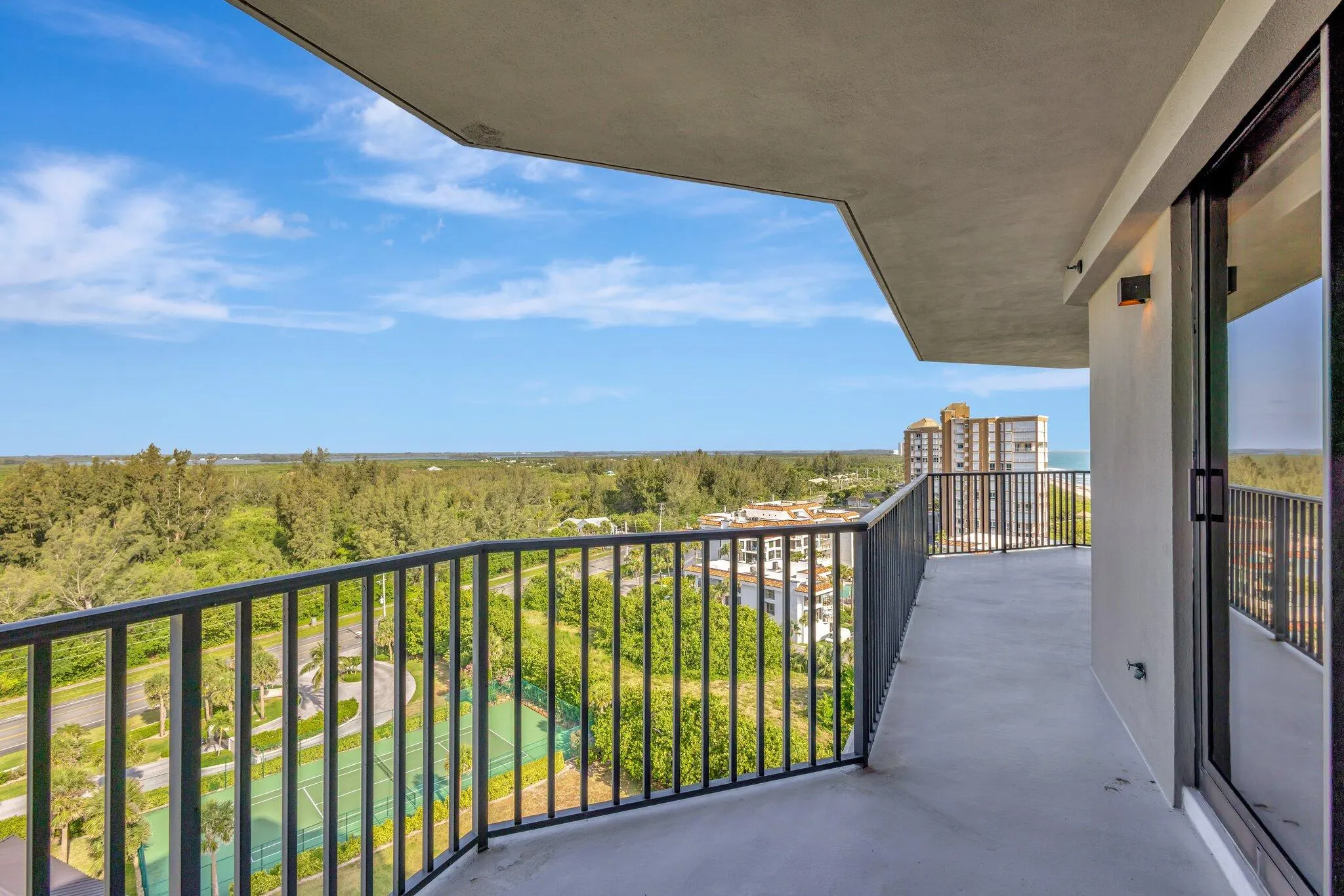 4000 N HIGHWAY A1A #301