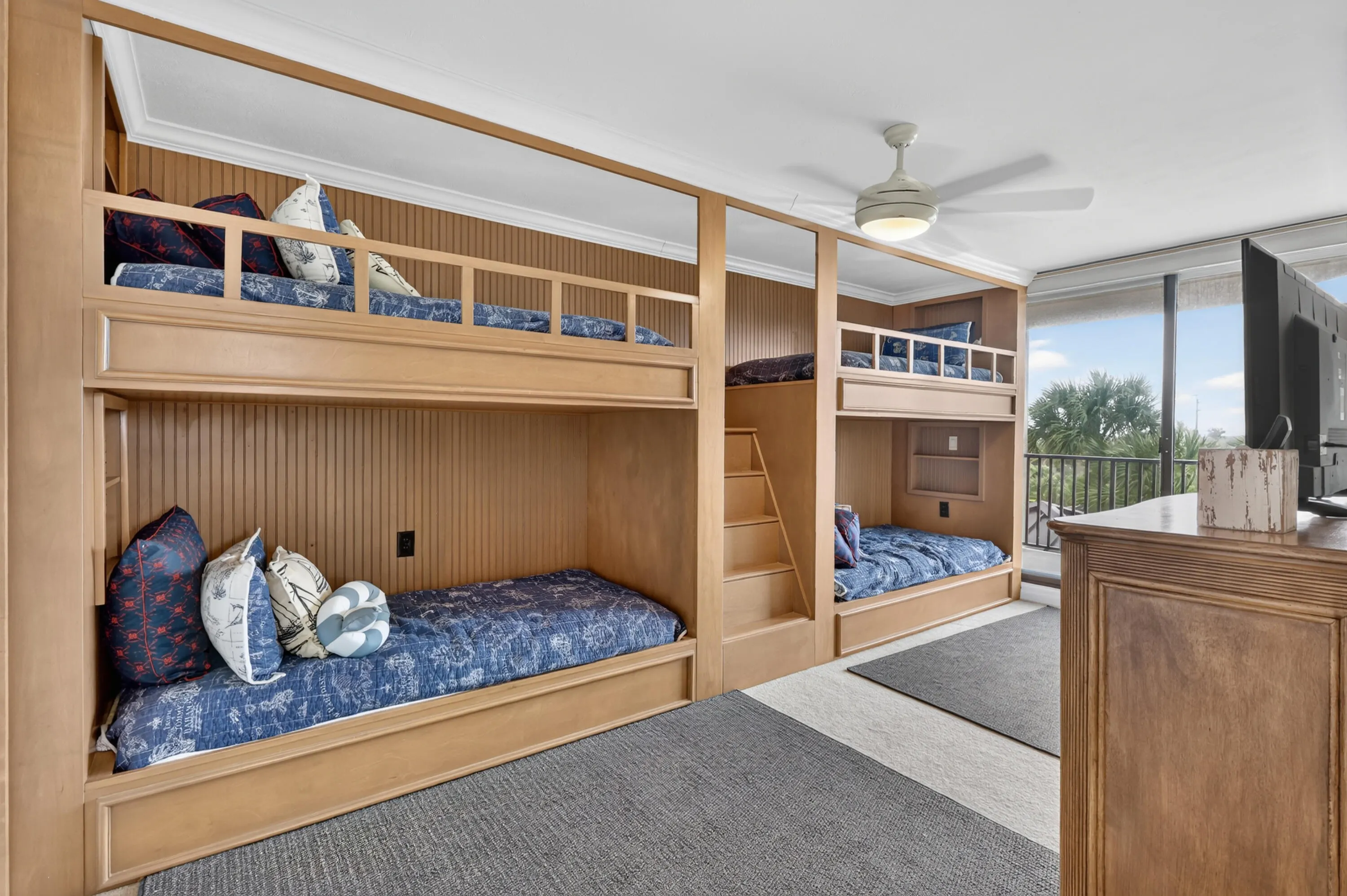 4000 N HIGHWAY A1A #301