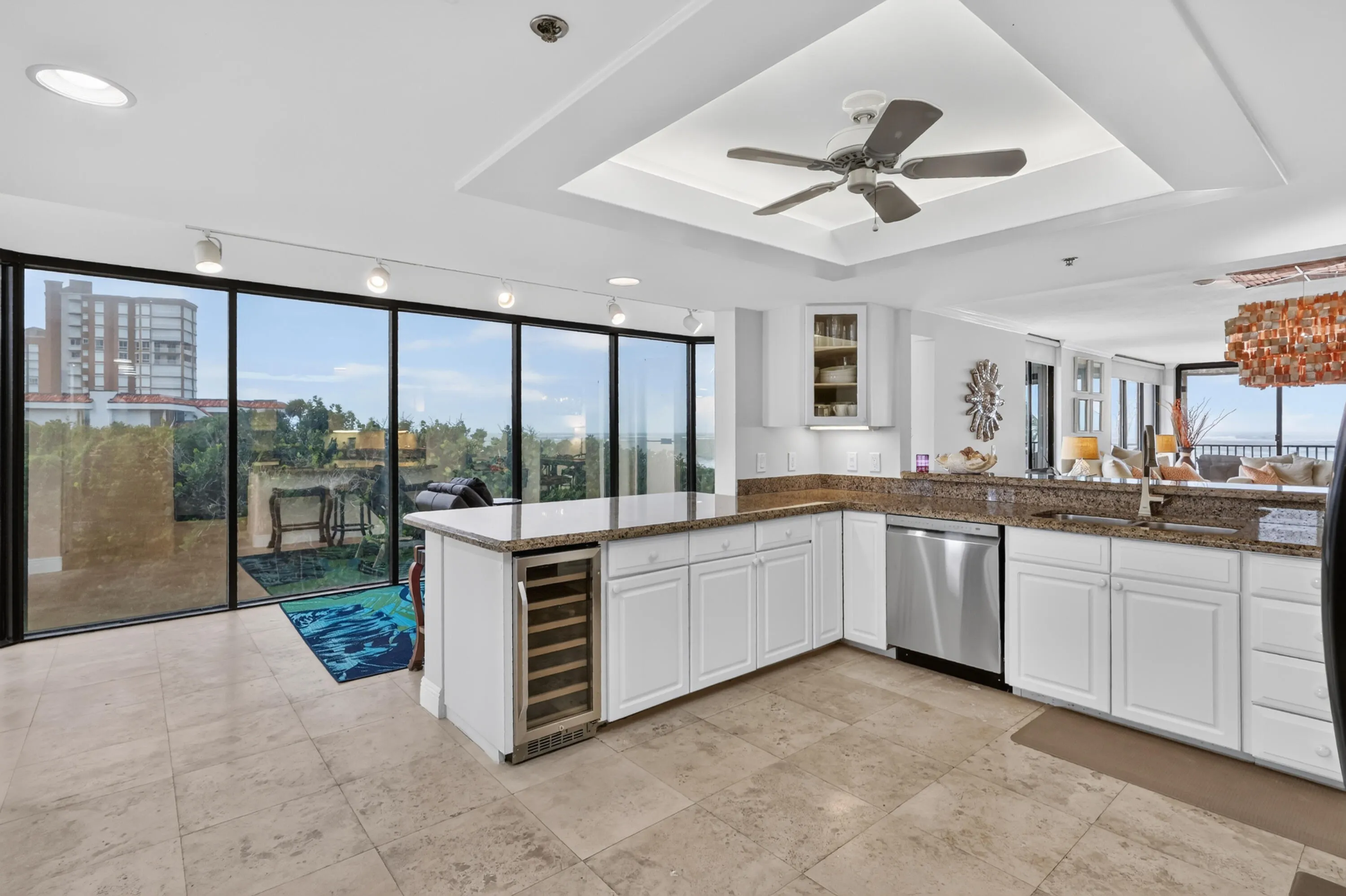 4000 N HIGHWAY A1A #301