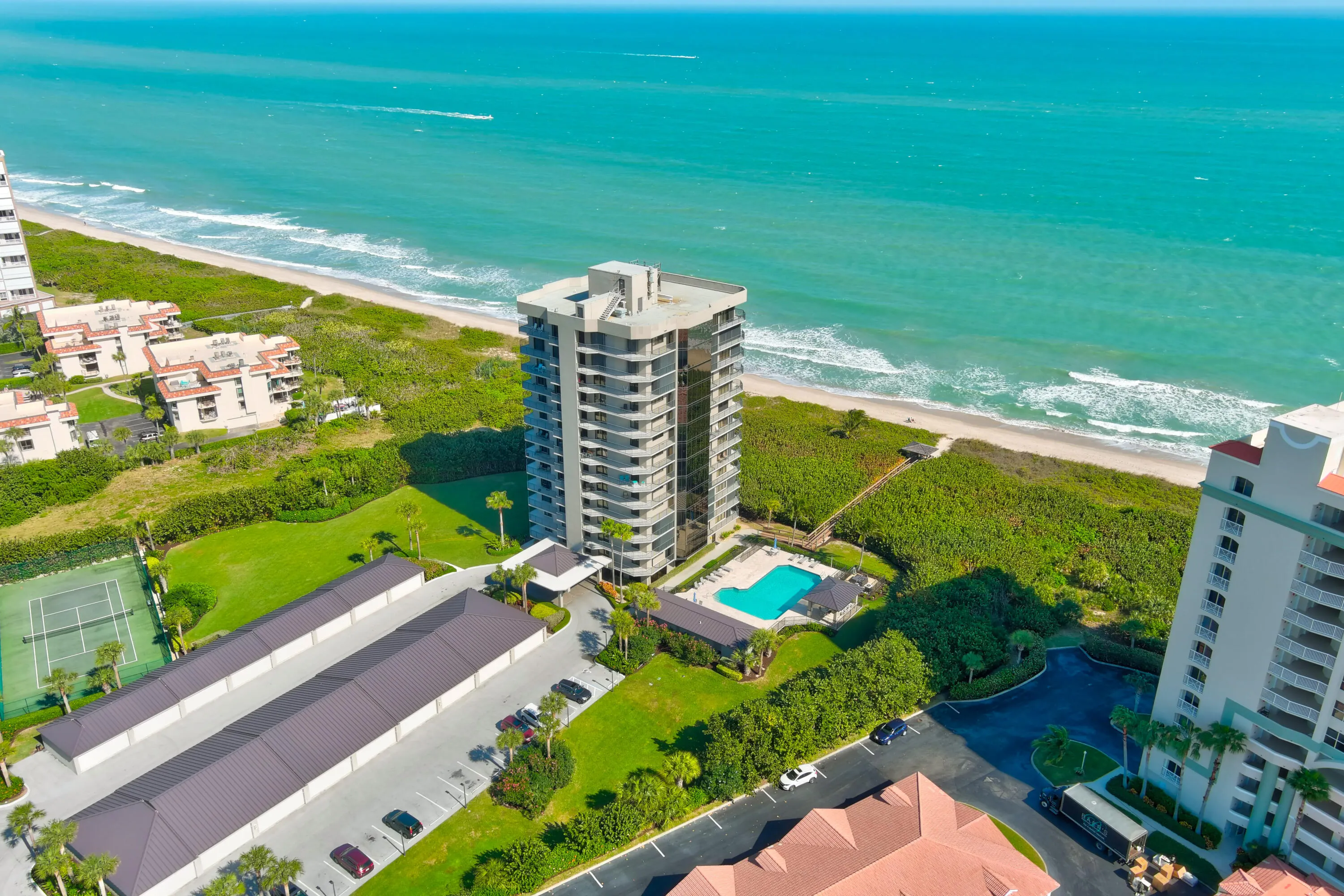 4000 N HIGHWAY A1A #301