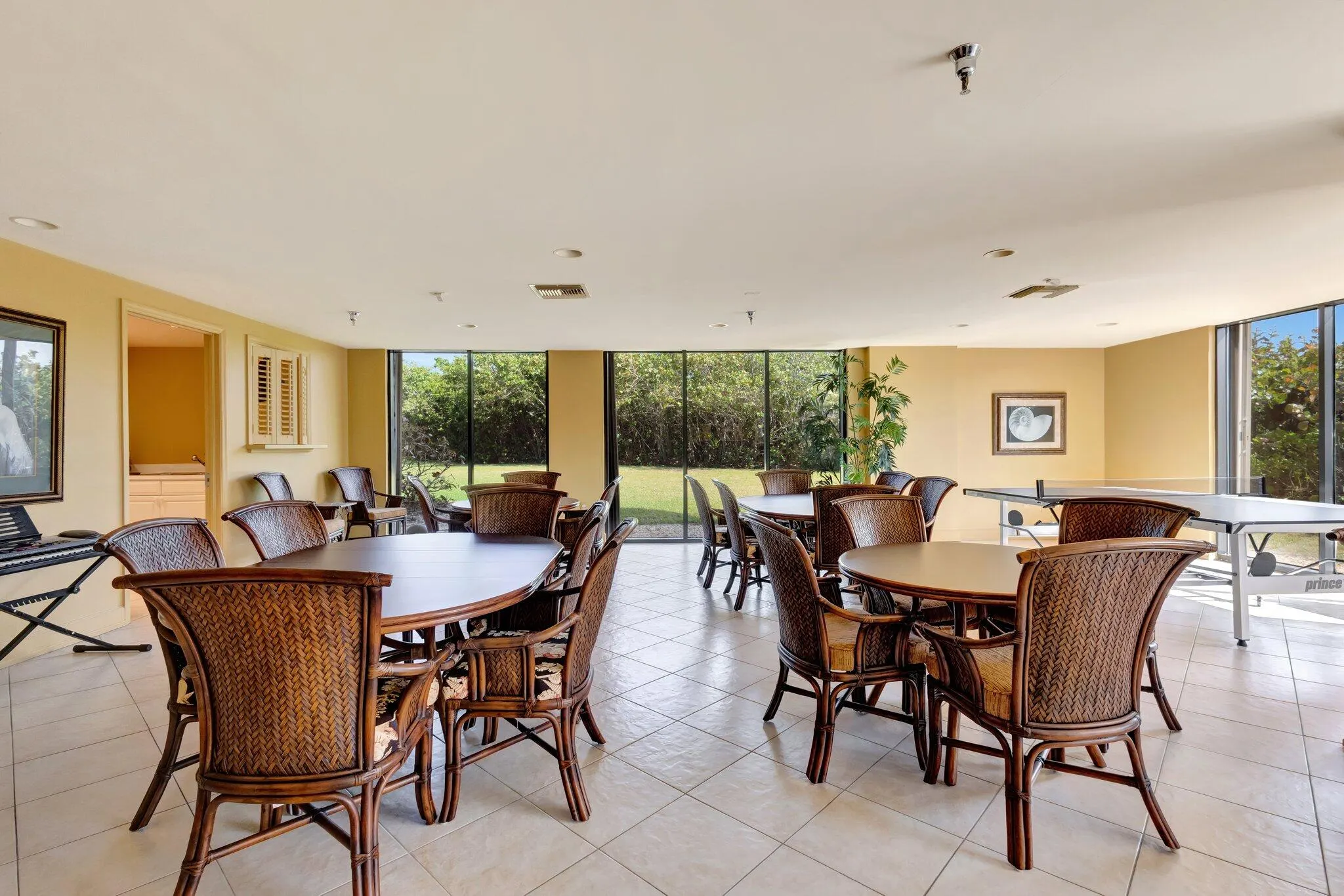 4000 N HIGHWAY A1A #301