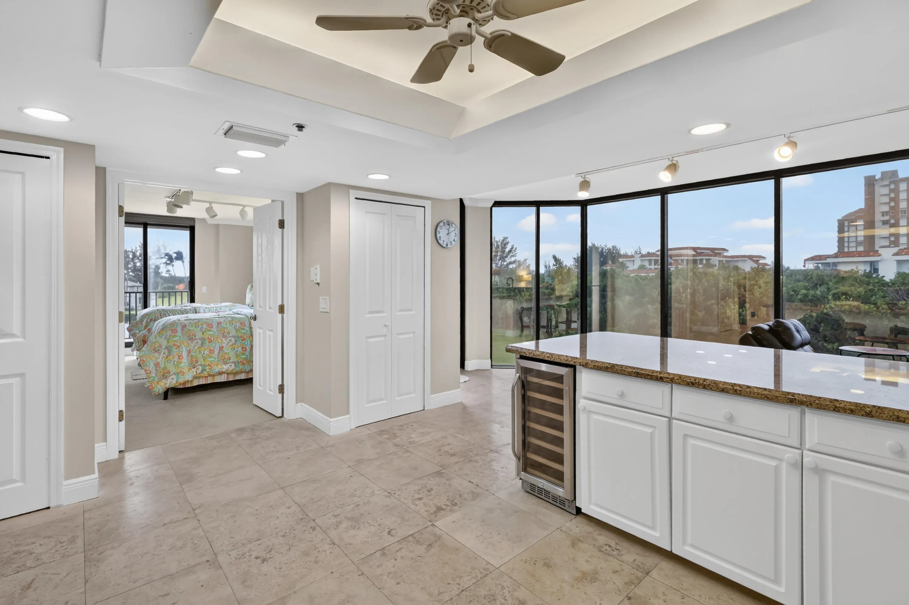 4000 N HIGHWAY A1A #301