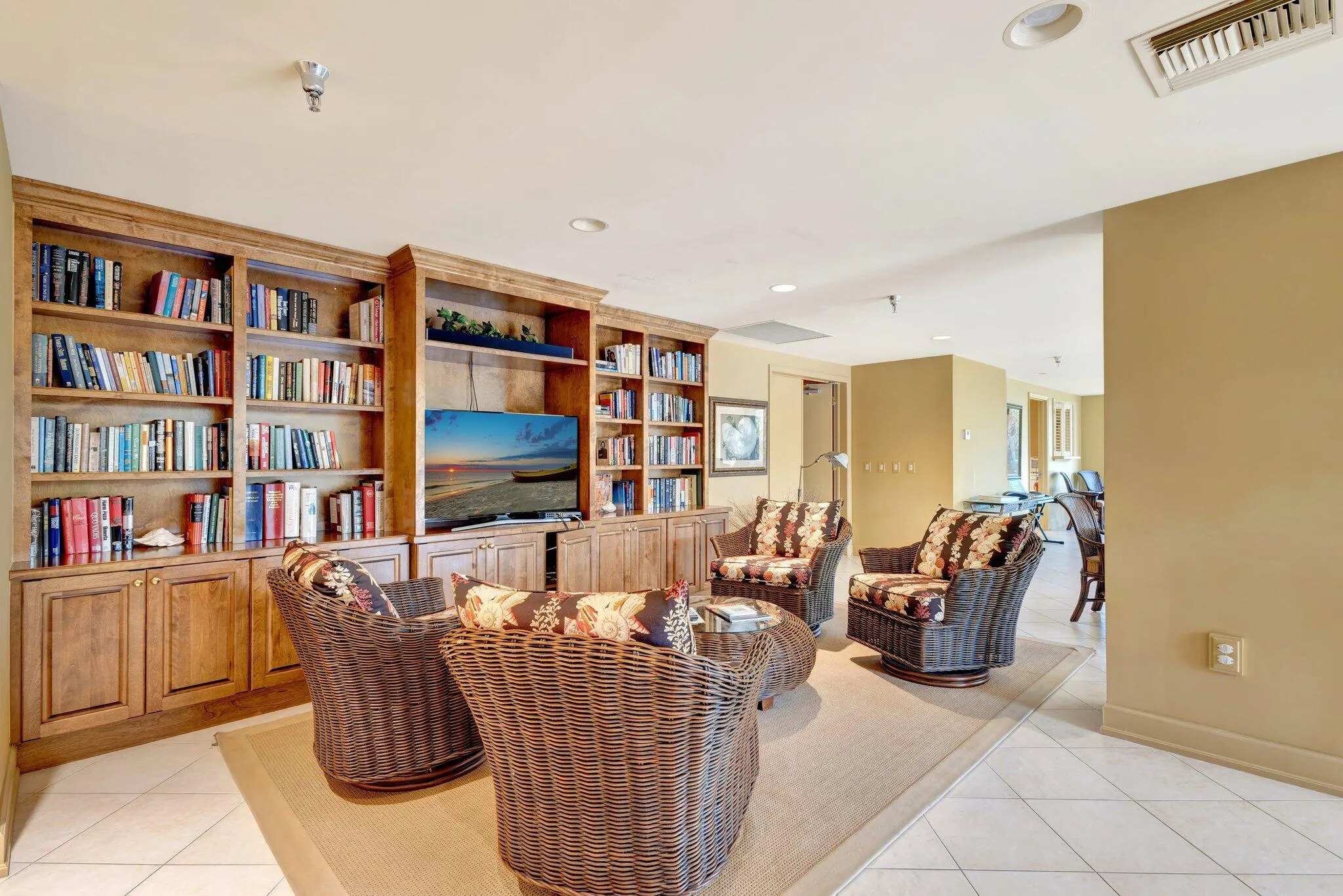 4000 N HIGHWAY A1A #301