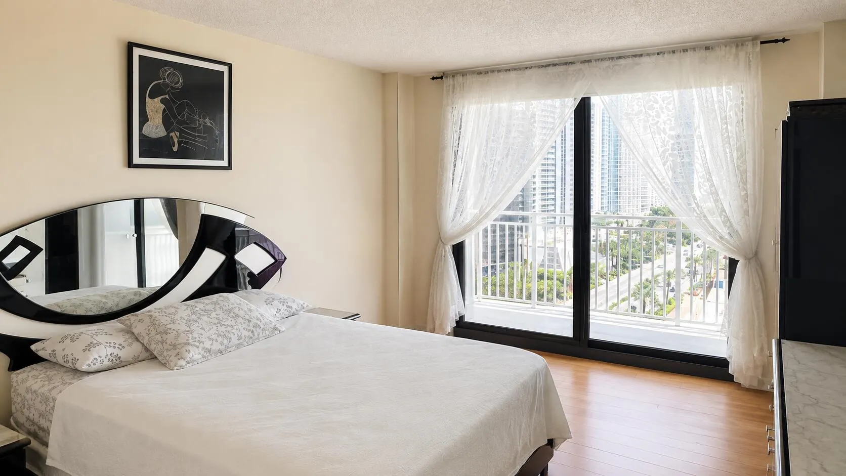 210 174TH Street #1901