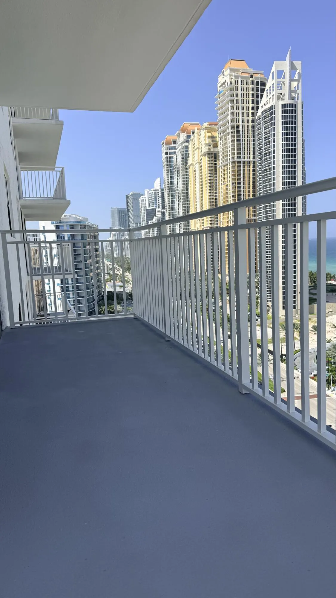 210 174TH Street #1901