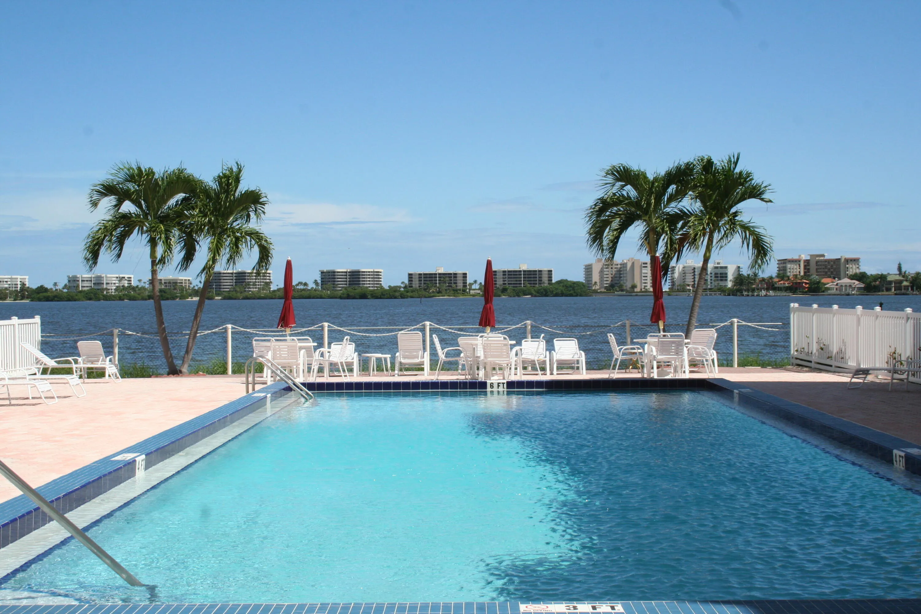 1516 S LAKESIDE Drive #310