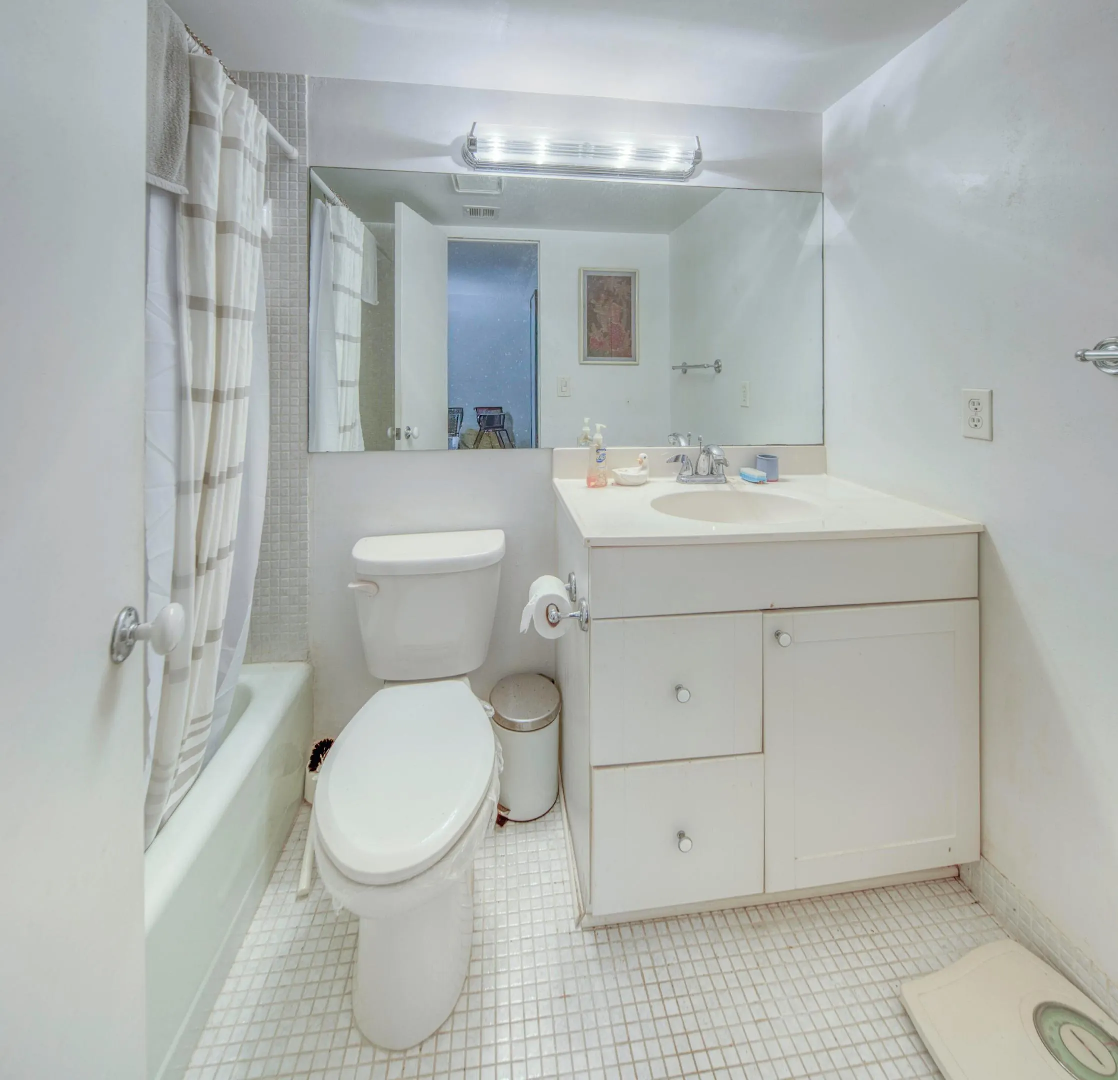 1516 S LAKESIDE Drive #310