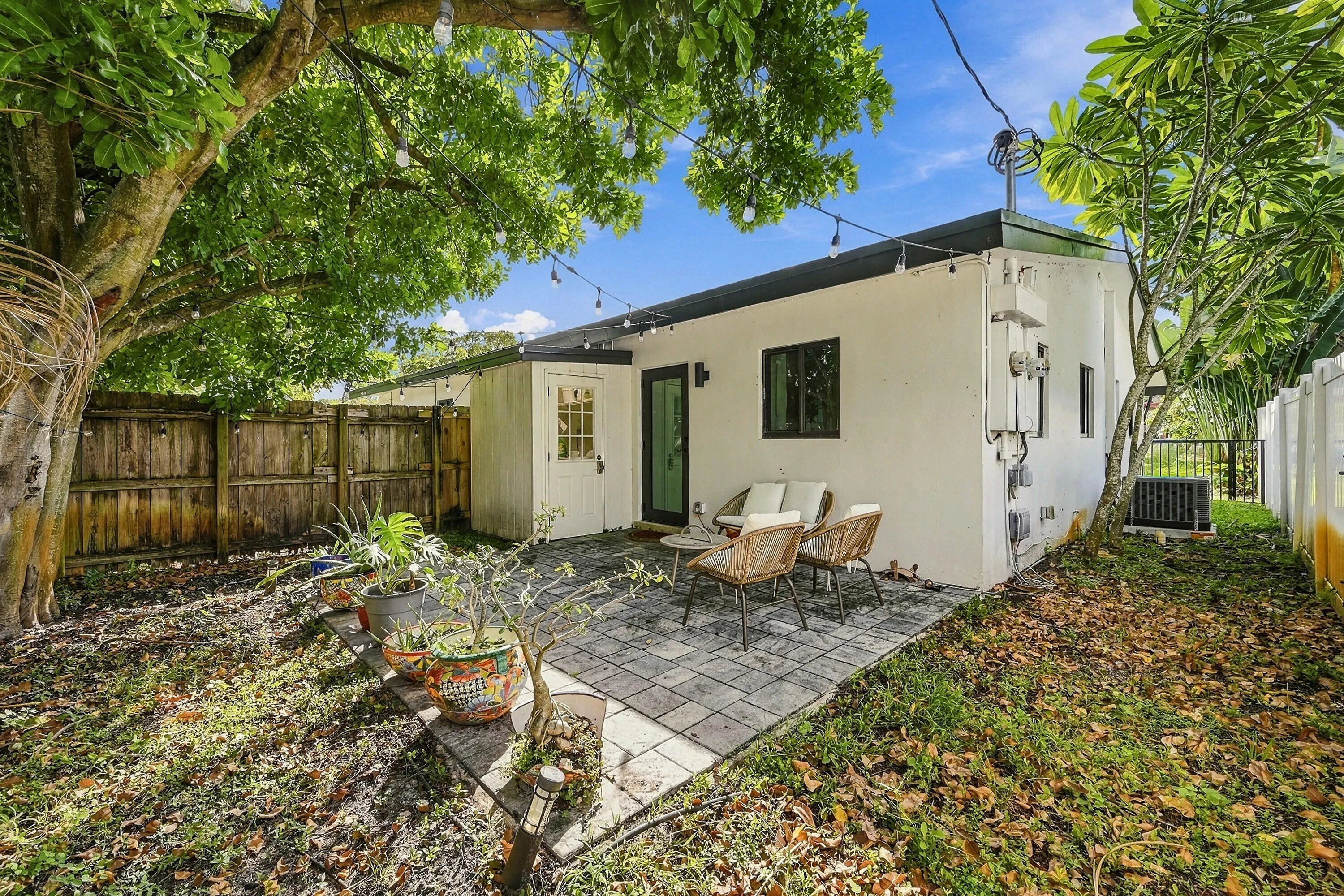 501 NW 25TH Street #A
