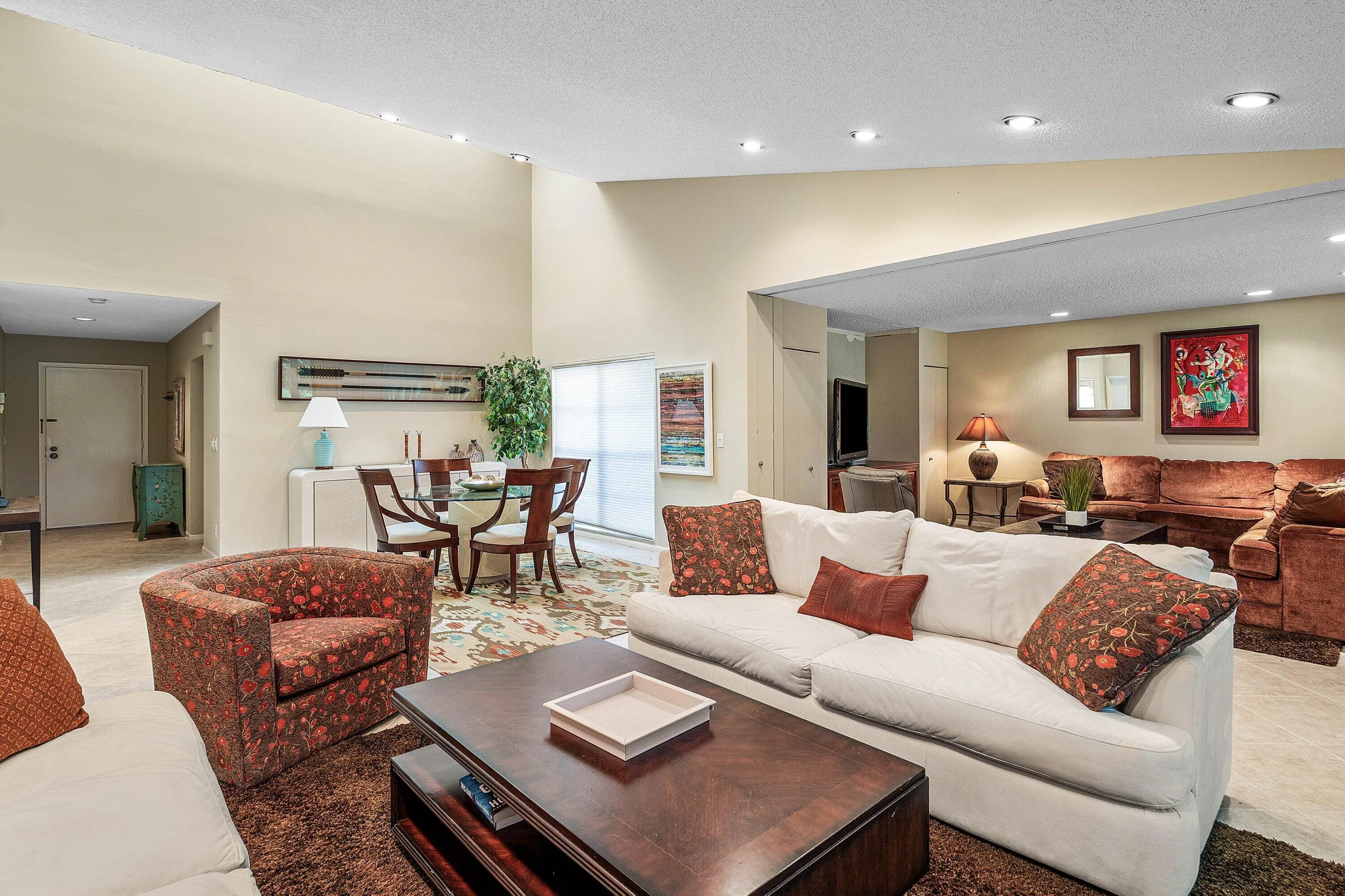 53 EASTGATE Drive #B