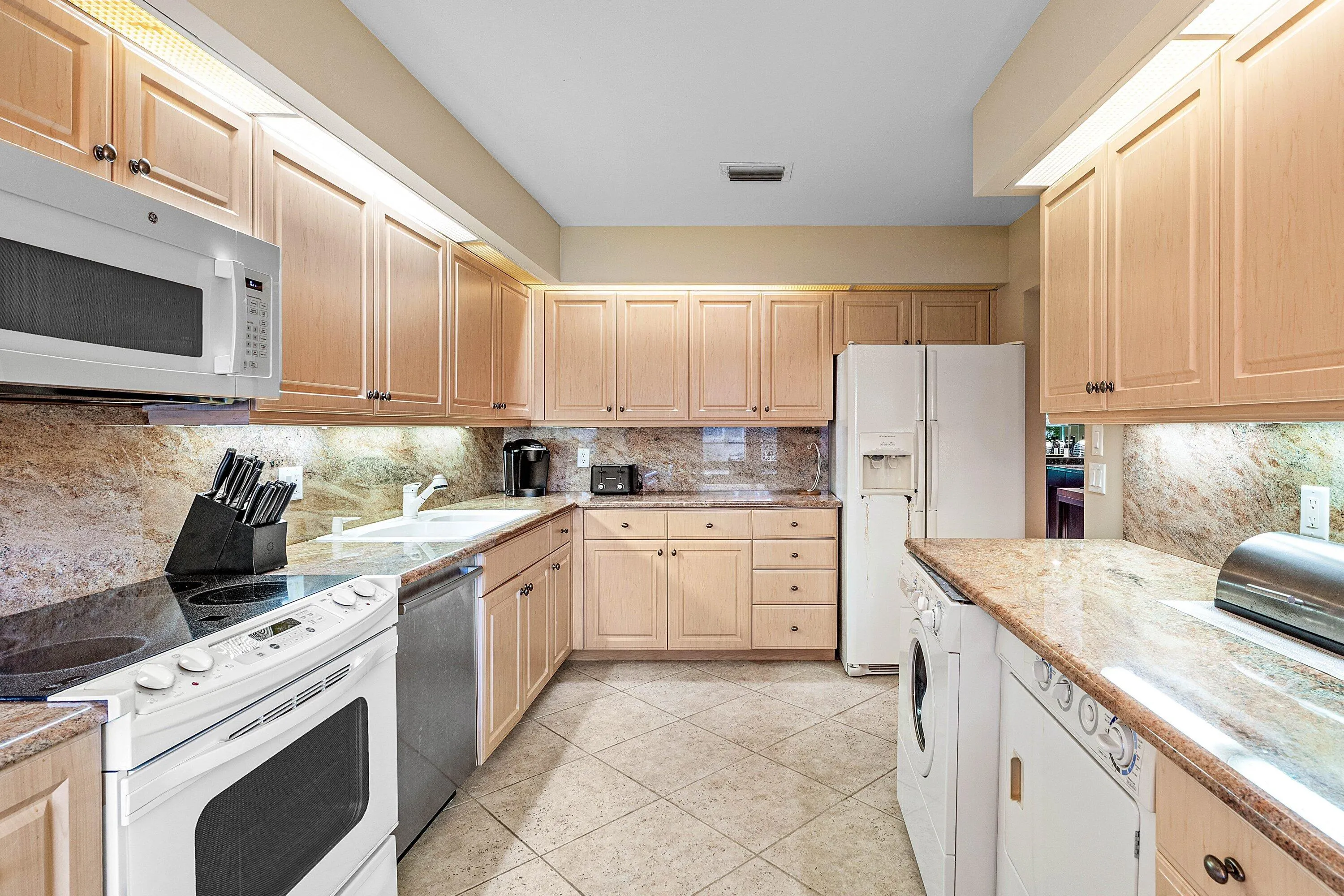 53 EASTGATE Drive #B