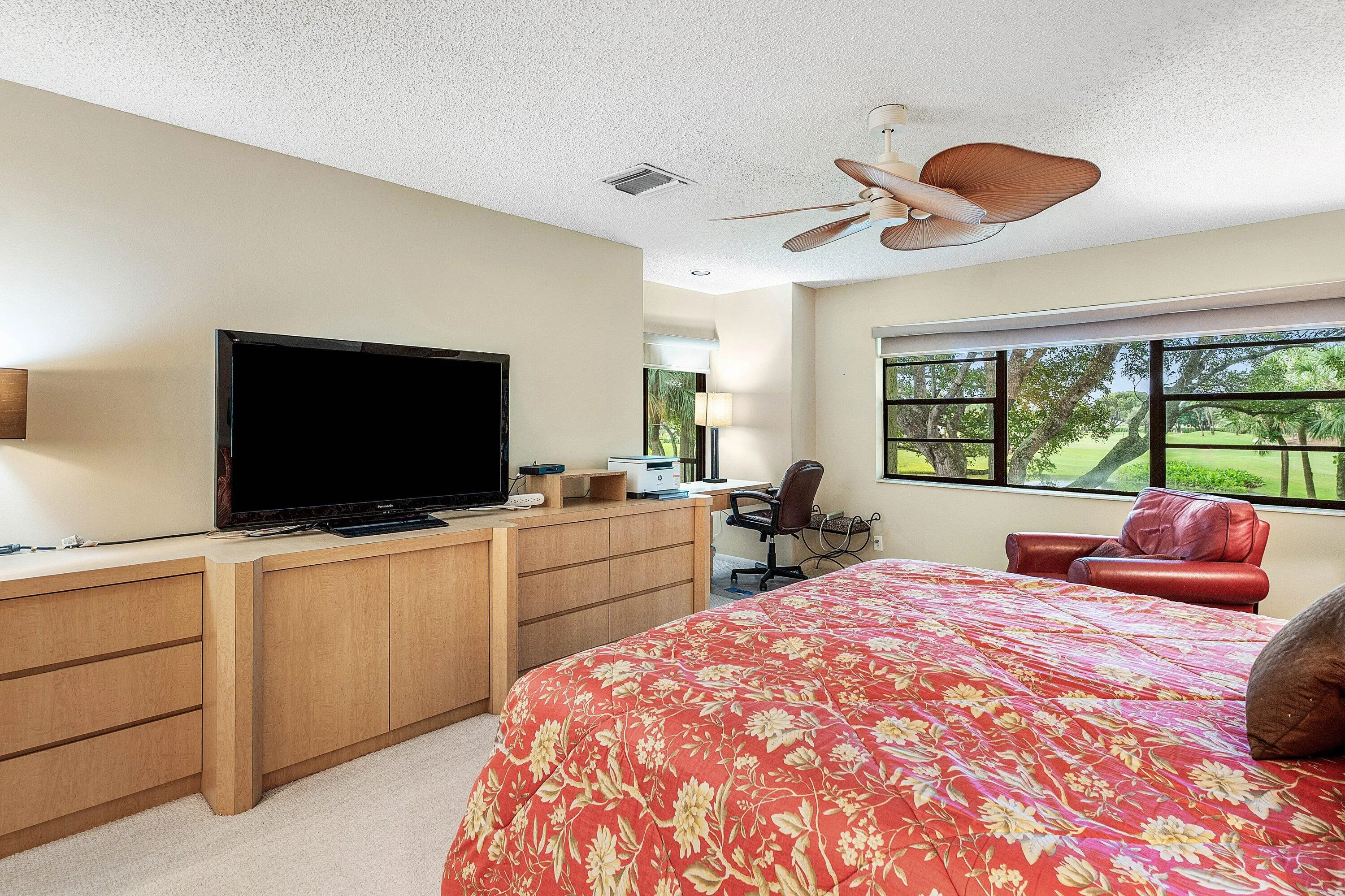 53 EASTGATE Drive #B
