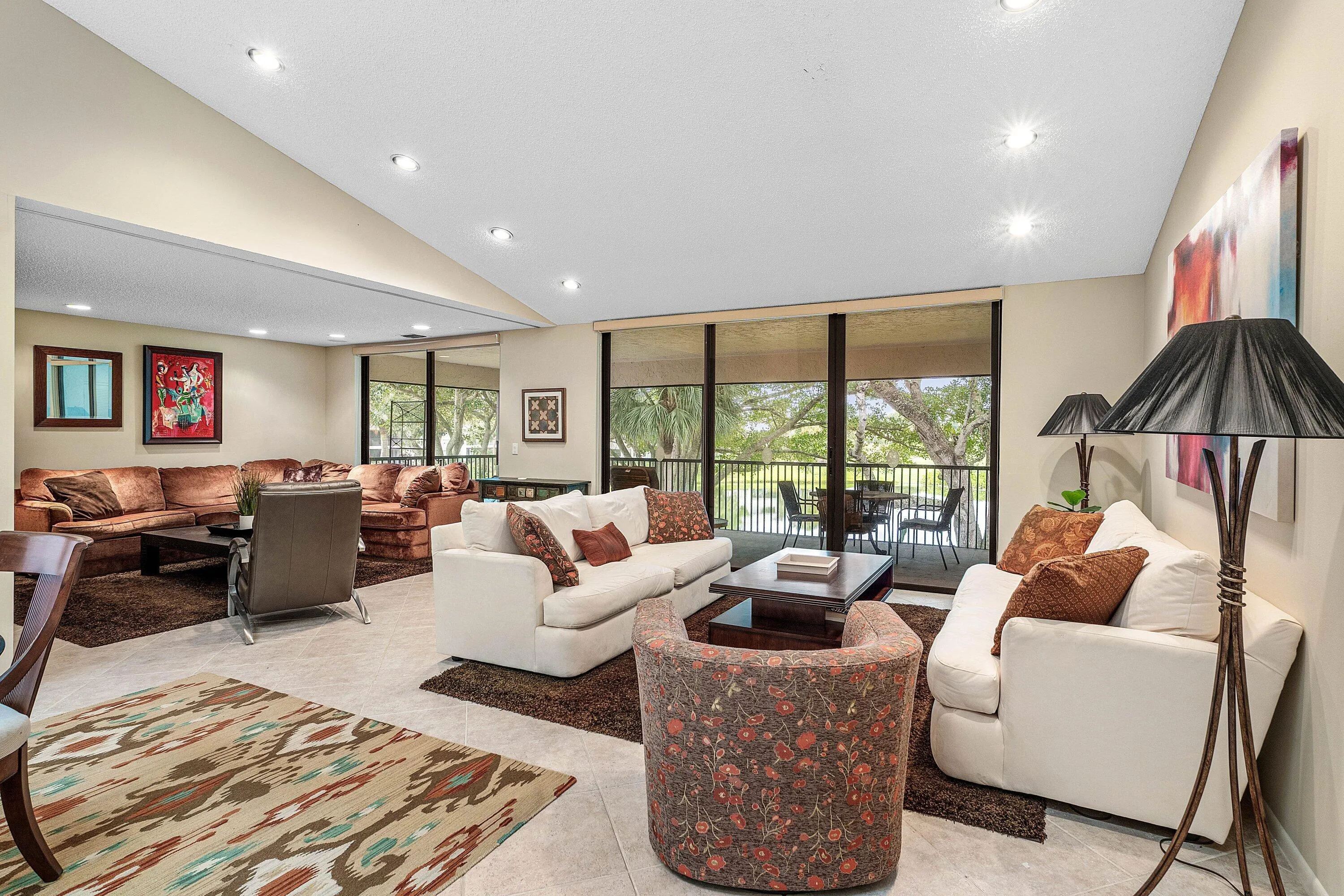 53 EASTGATE Drive #B