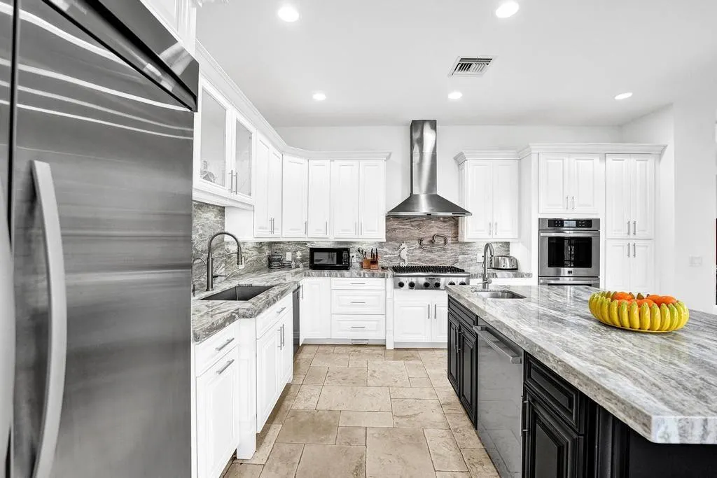 2340 NE 47TH Street
