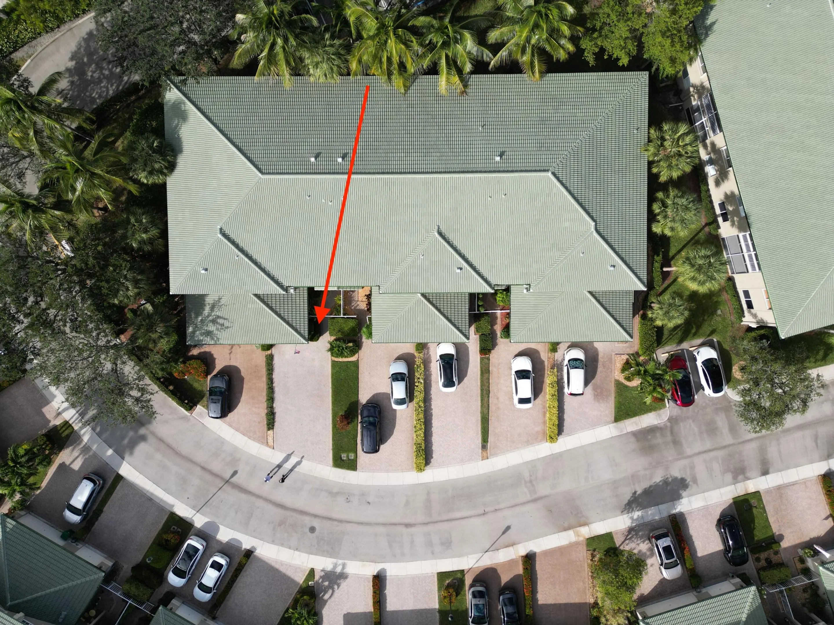 7986 EXETER Boulevard W #101