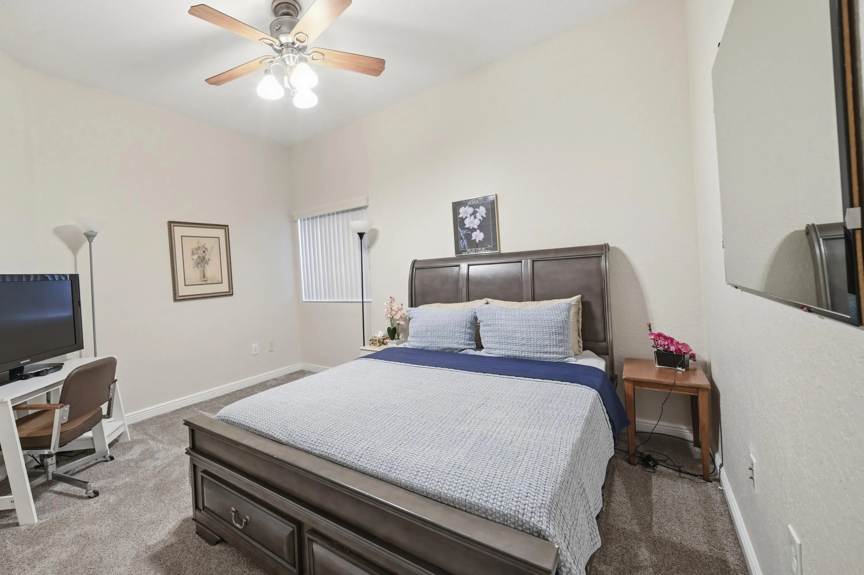 7986 EXETER Boulevard W #101