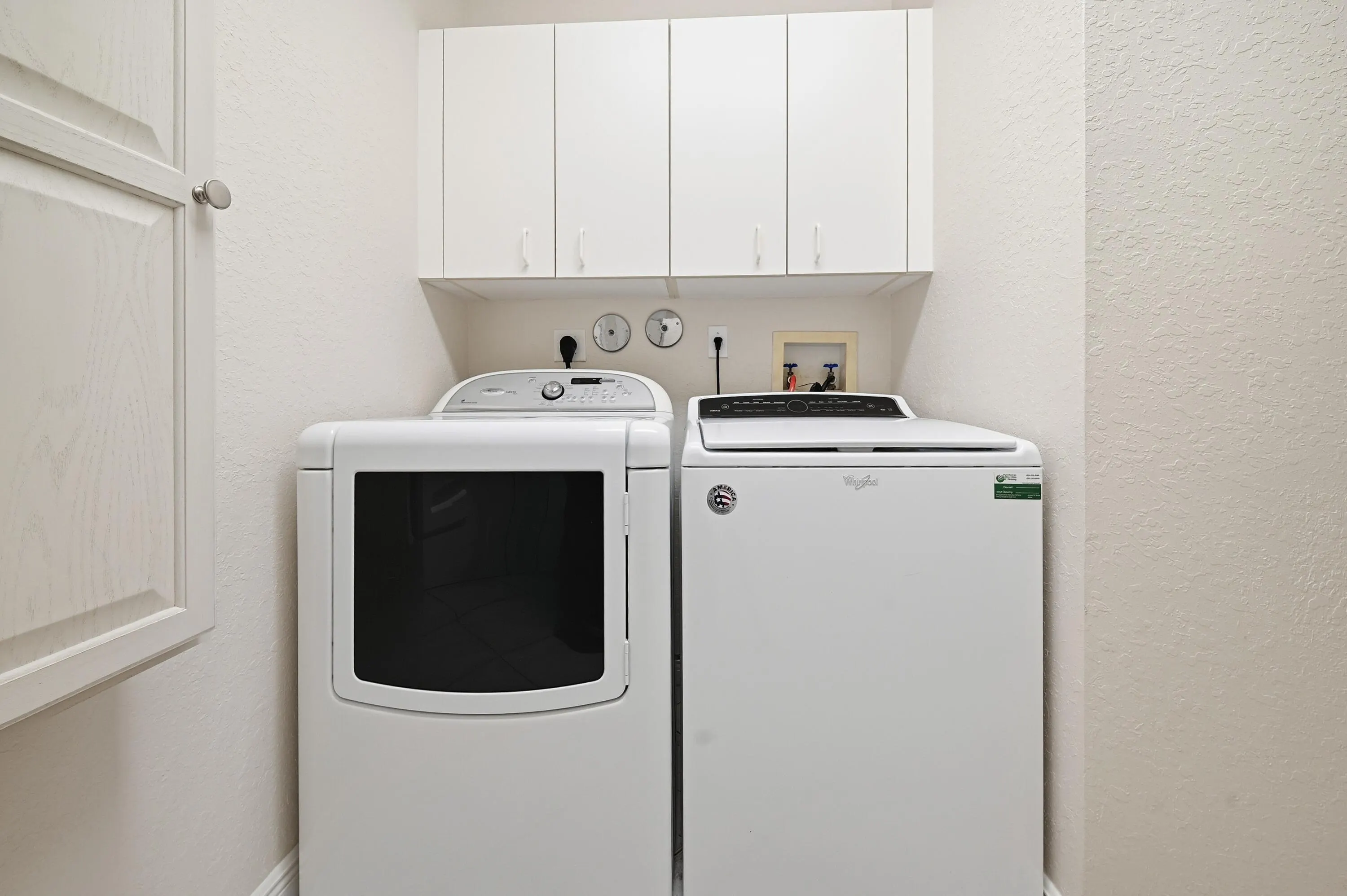 7986 EXETER Boulevard W #101