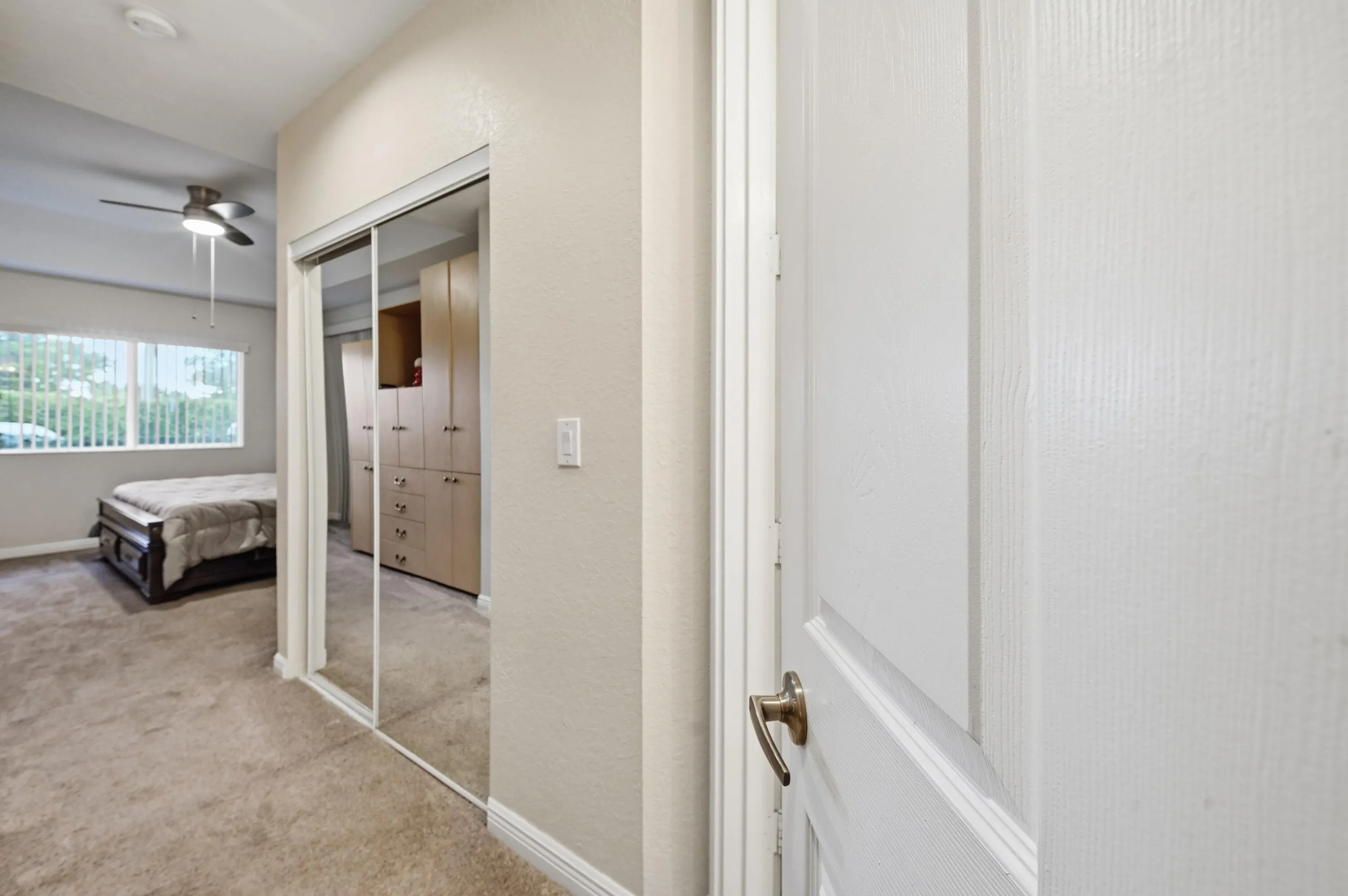 7986 EXETER Boulevard W #101