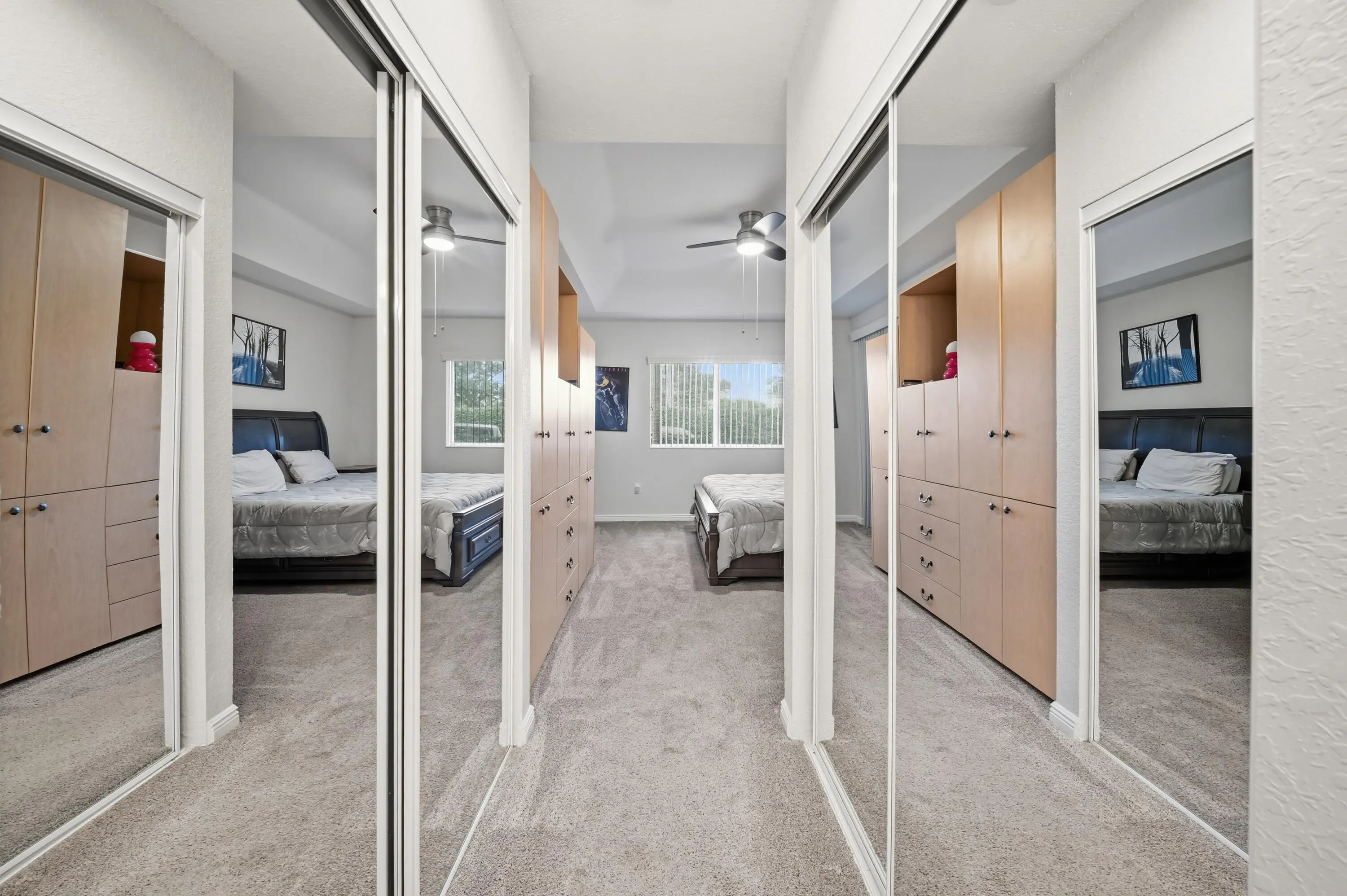 7986 EXETER Boulevard W #101