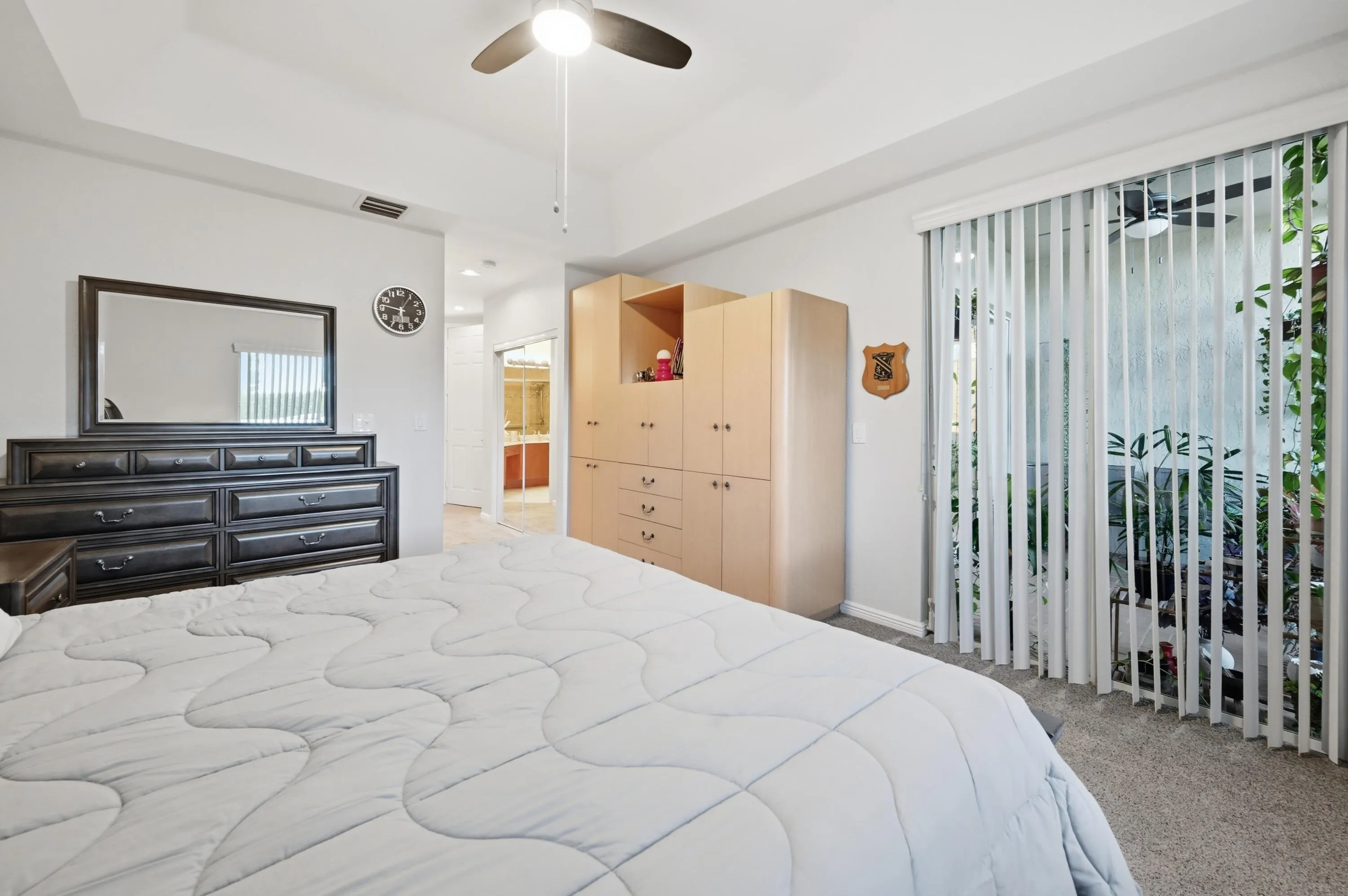 7986 EXETER Boulevard W #101