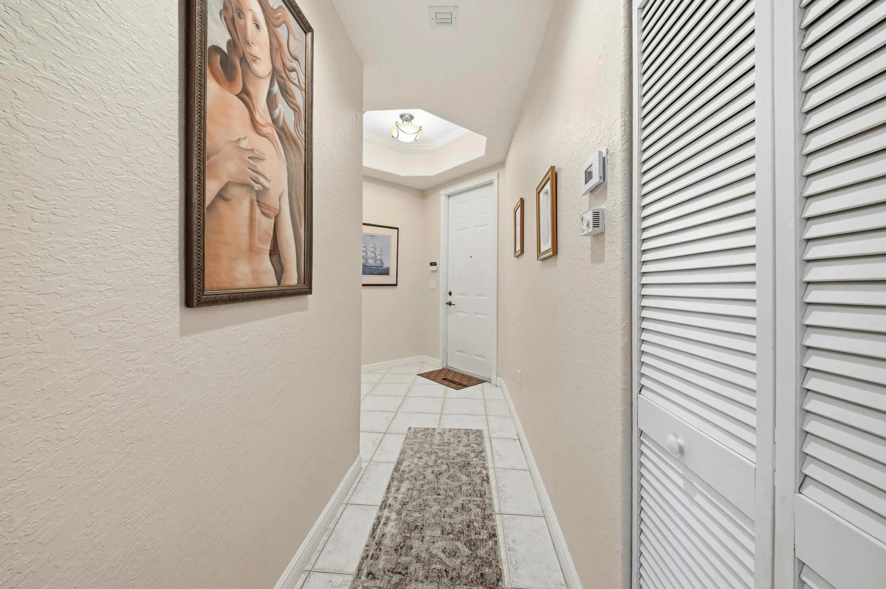 7986 EXETER Boulevard W #101