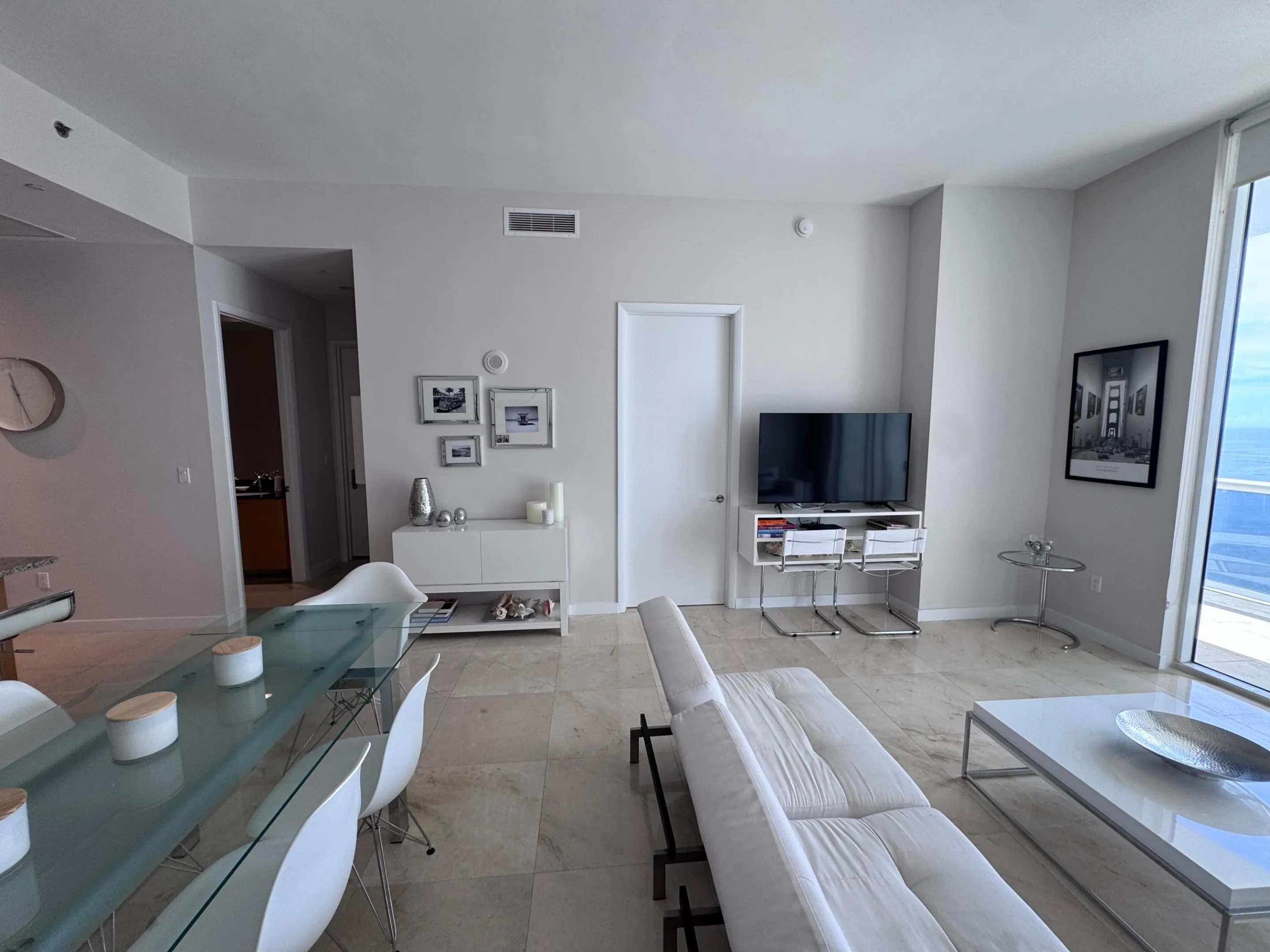 16001 COLLINS Avenue #4002