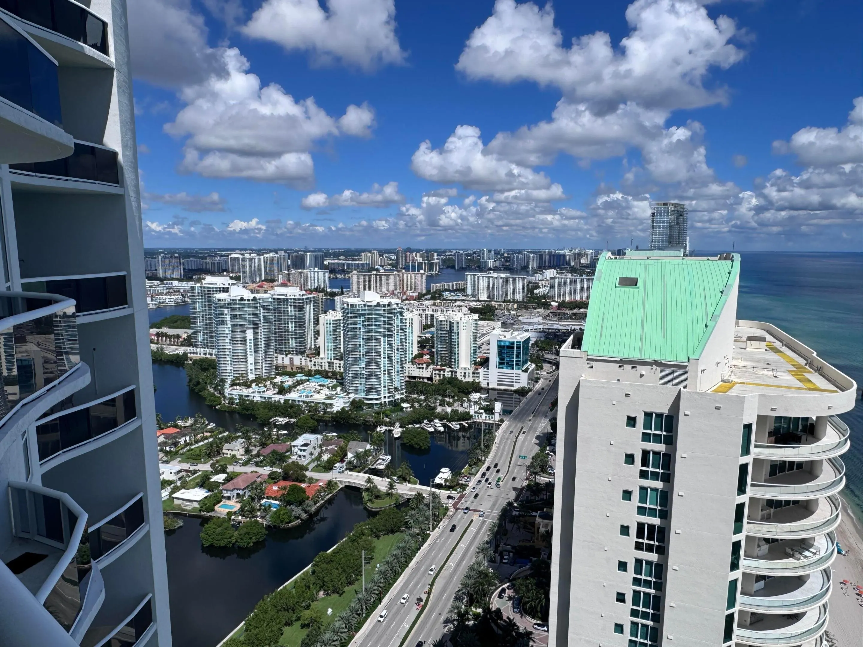 16001 COLLINS Avenue #4002
