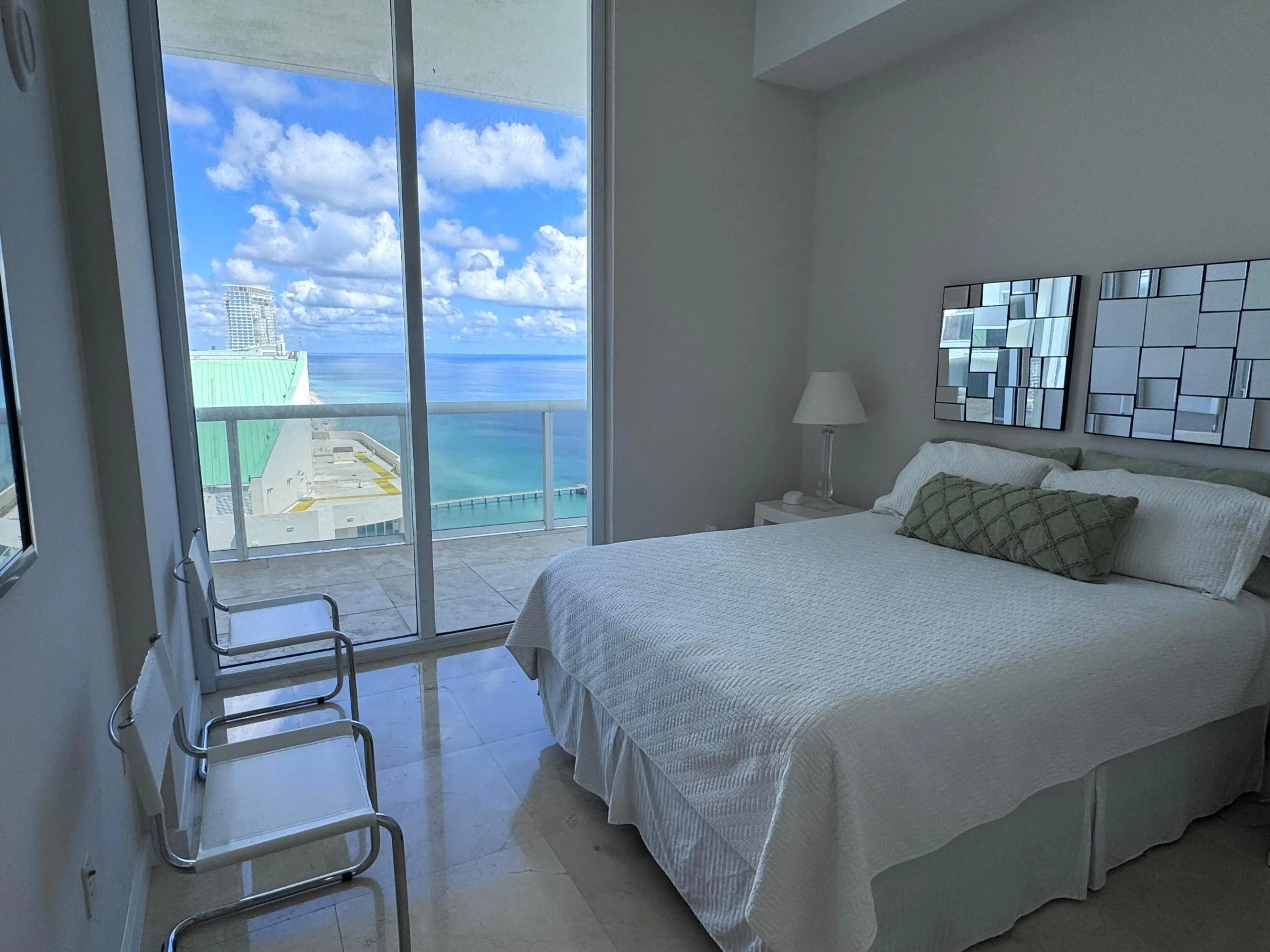 16001 COLLINS Avenue #4002