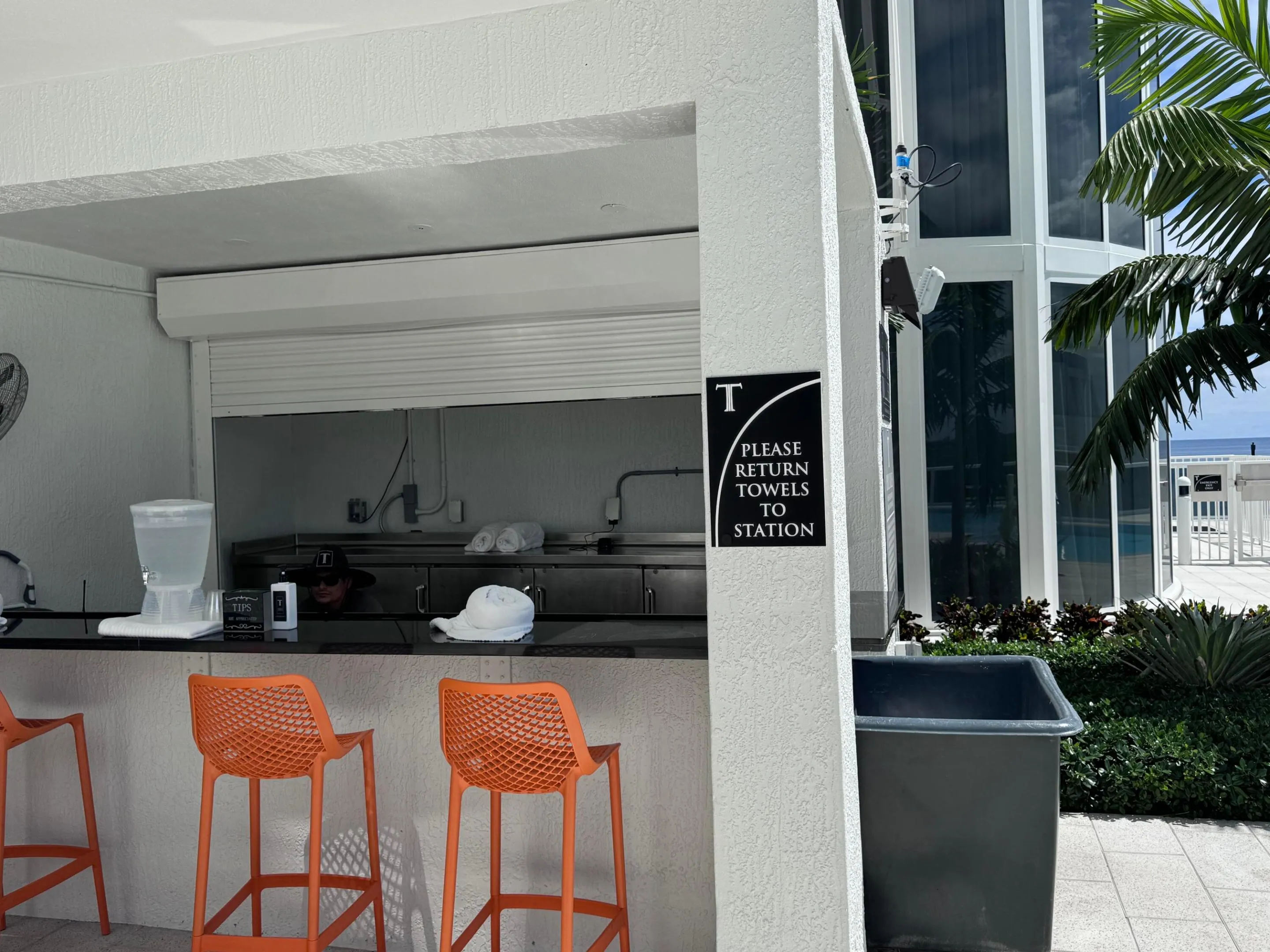 16001 COLLINS Avenue #4002