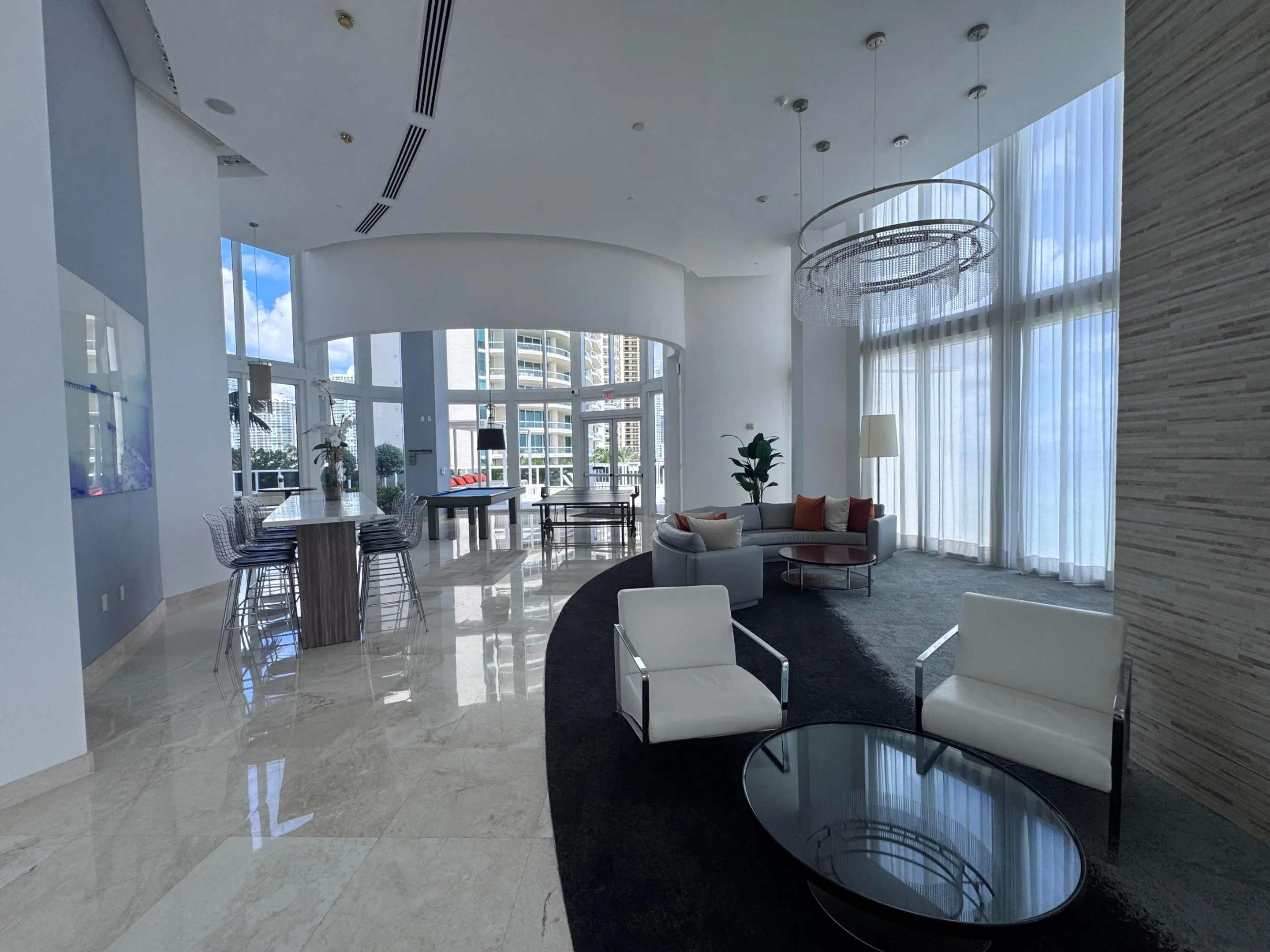 16001 COLLINS Avenue #4002