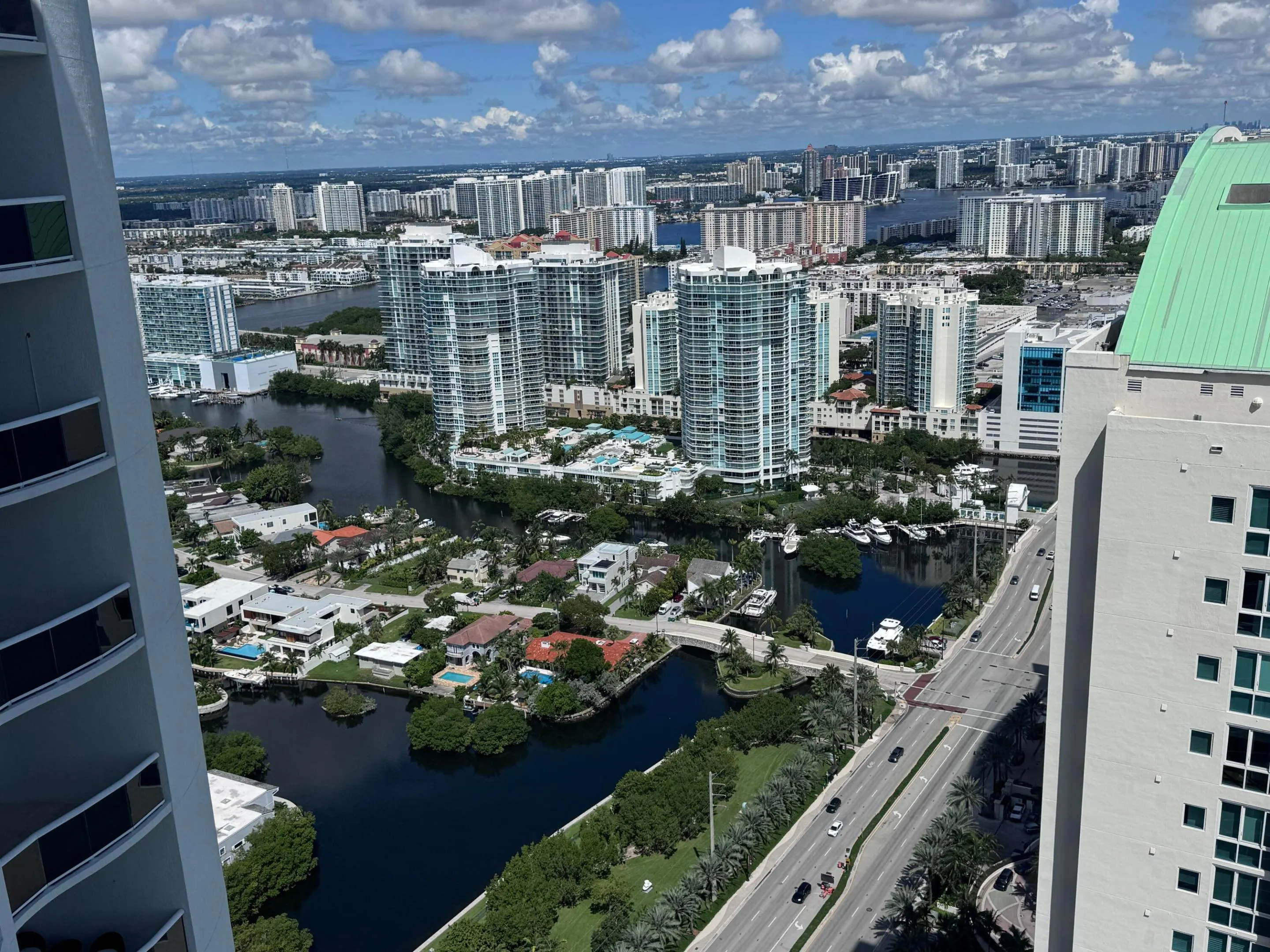 16001 COLLINS Avenue #4002