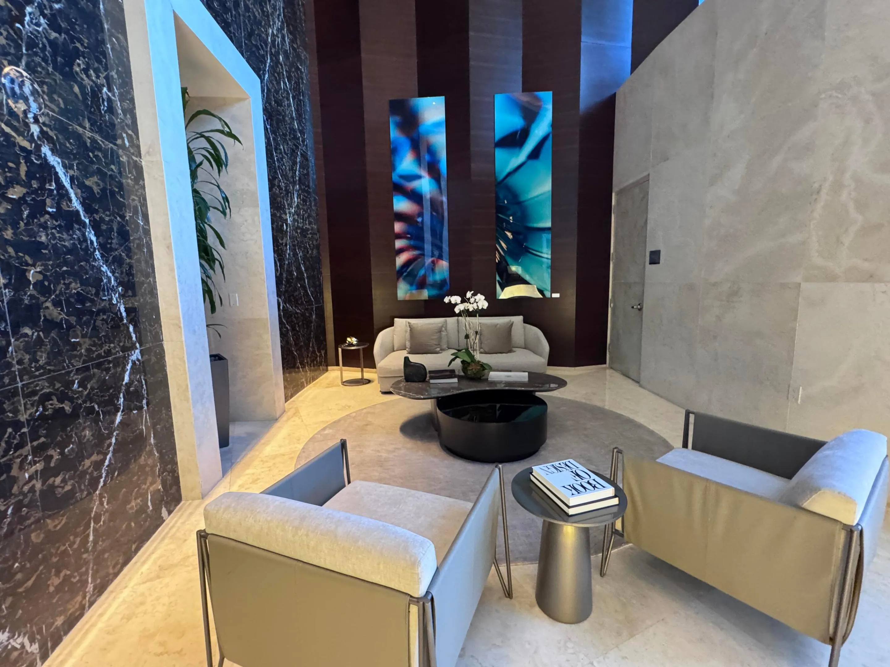 16001 COLLINS Avenue #4002